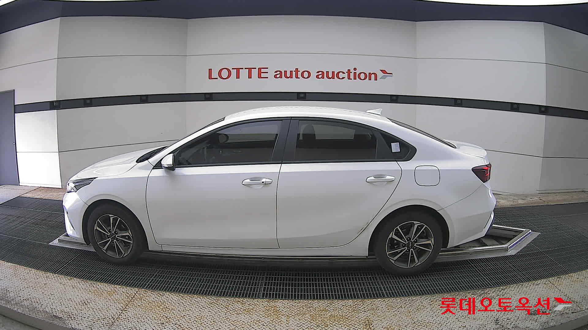 كيا K3 2022 - صورة 13