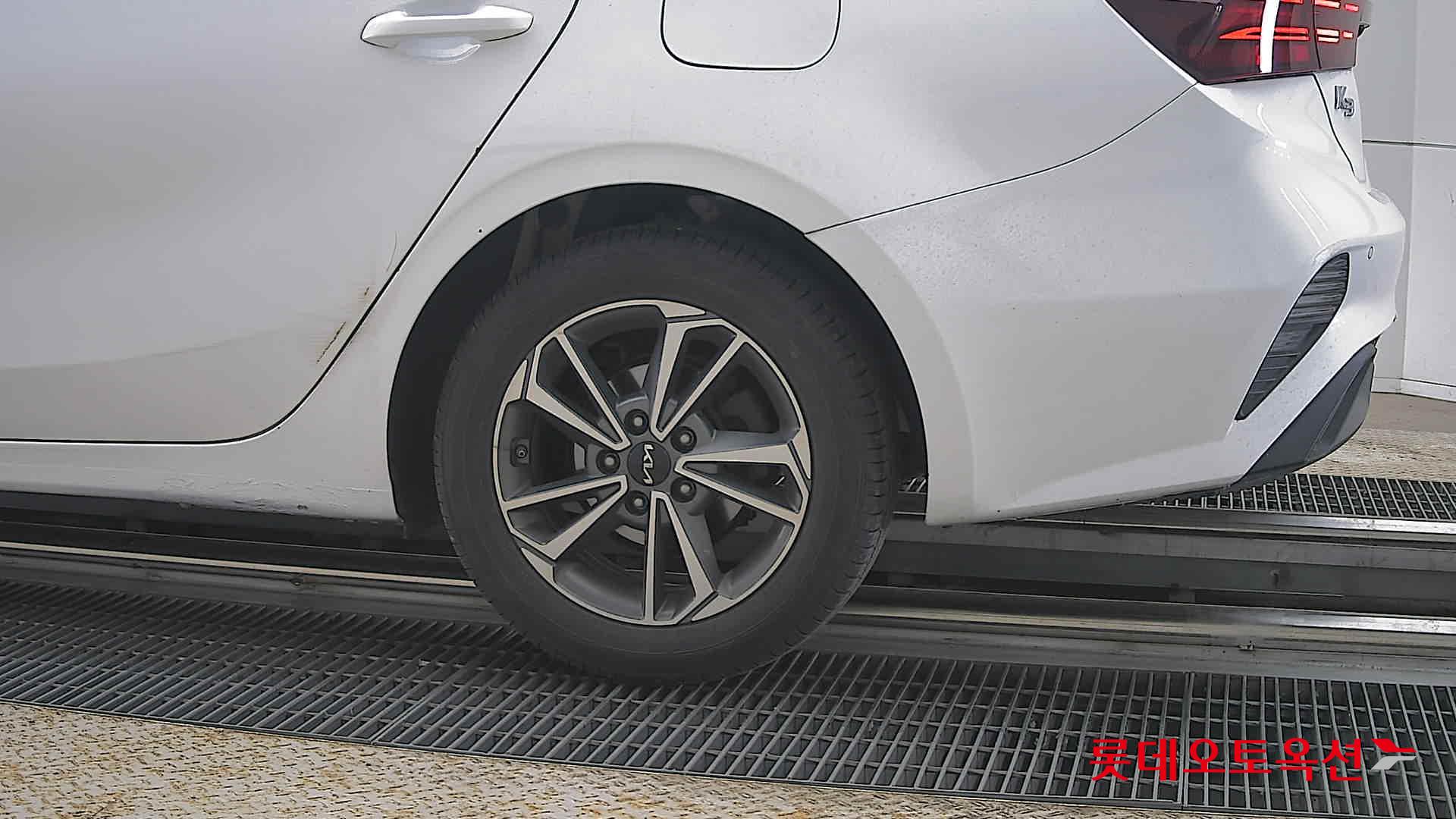 كيا K3 2022 - صورة 26