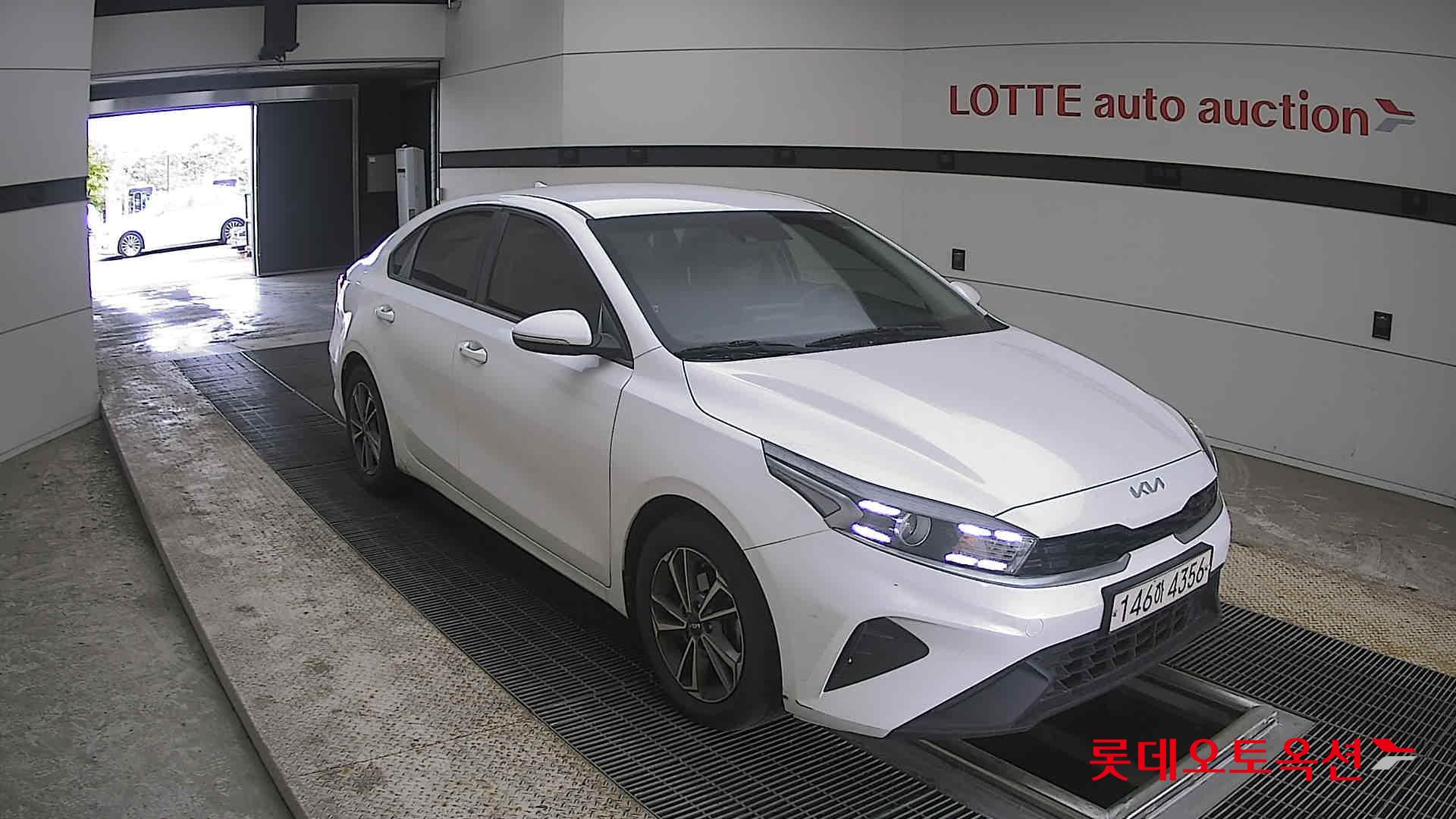 Kia K3 2022 - Image 6