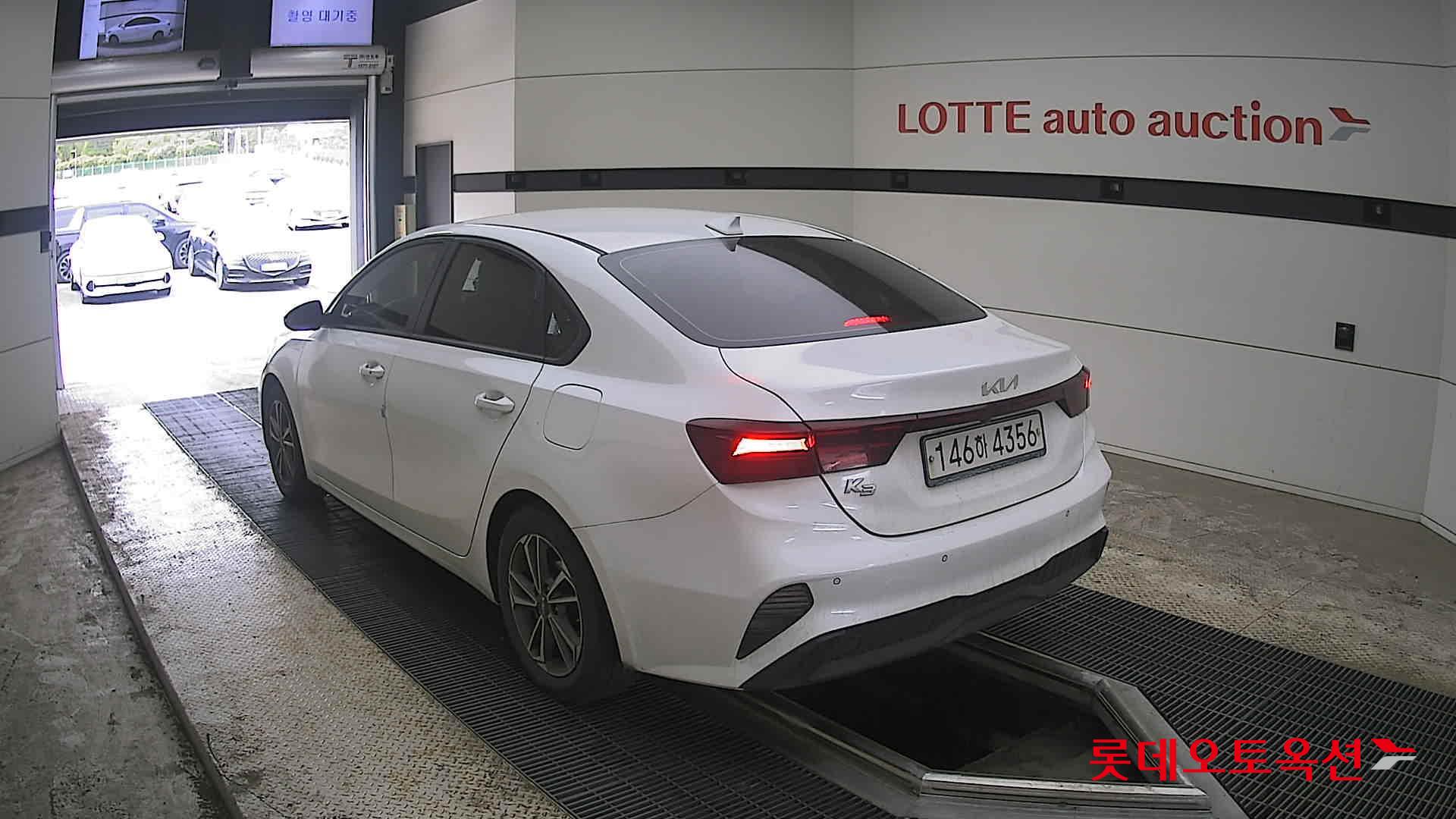 Kia K3 2022 - Image 4