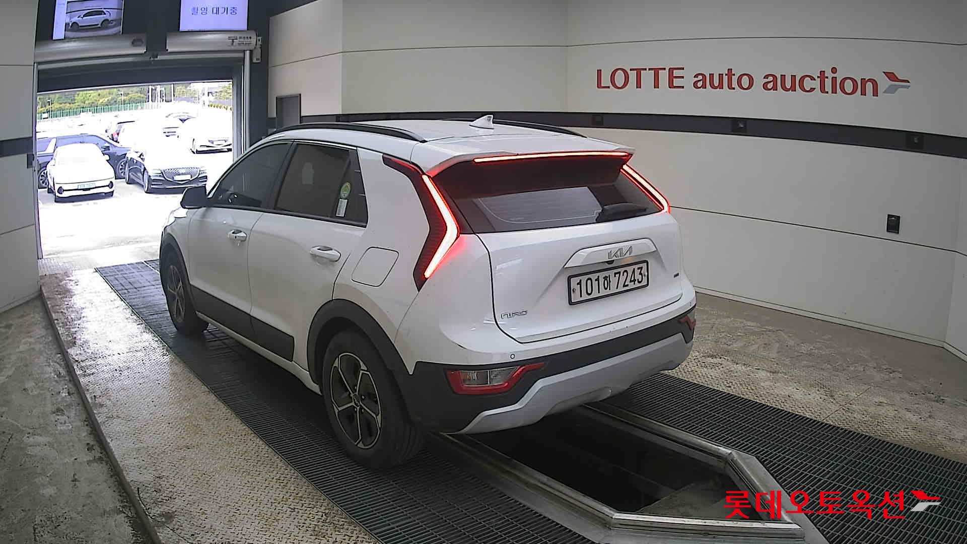 كيا نيرو 2022 - صورة 4