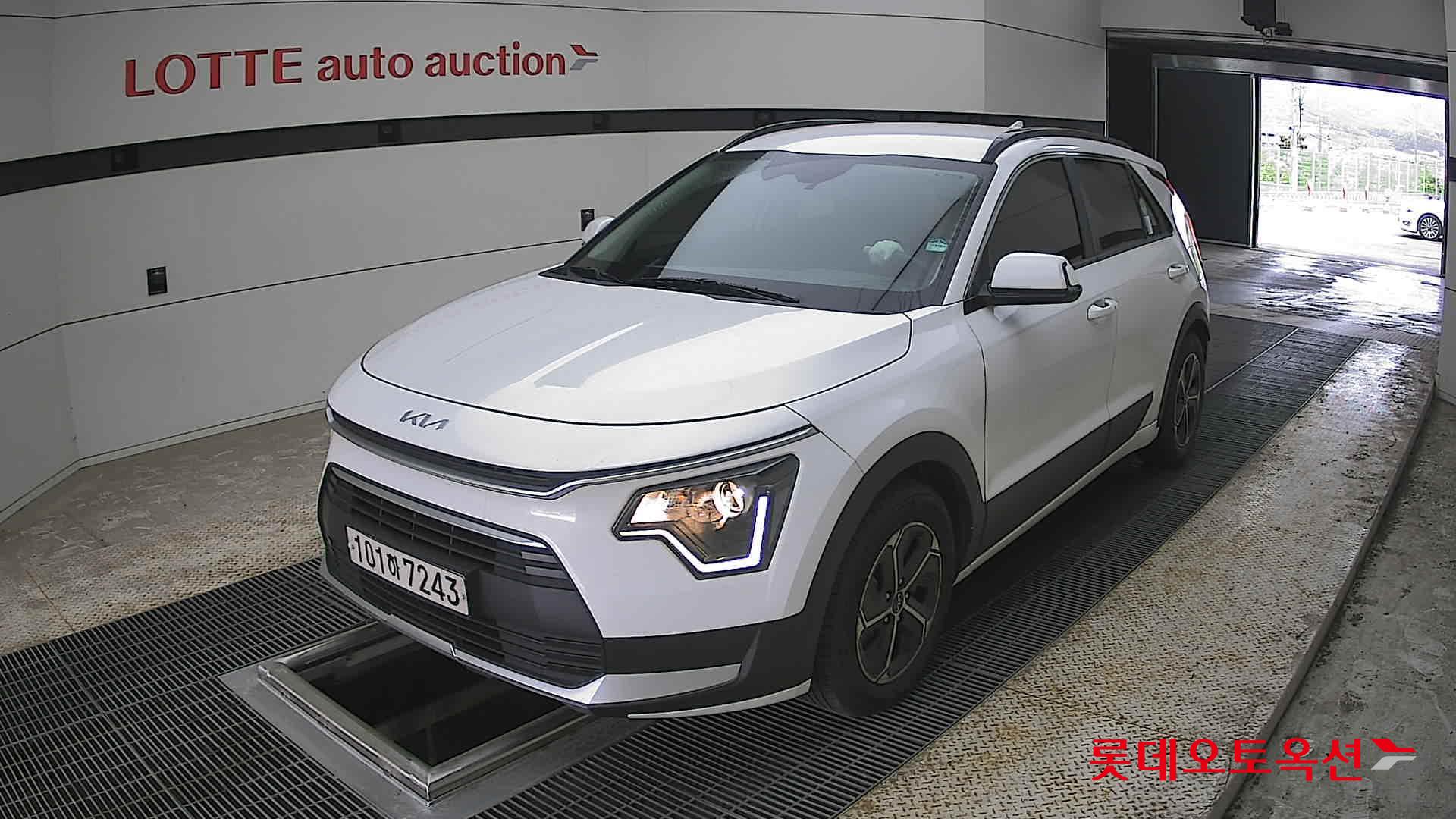 كيا نيرو 2022 - صورة 3