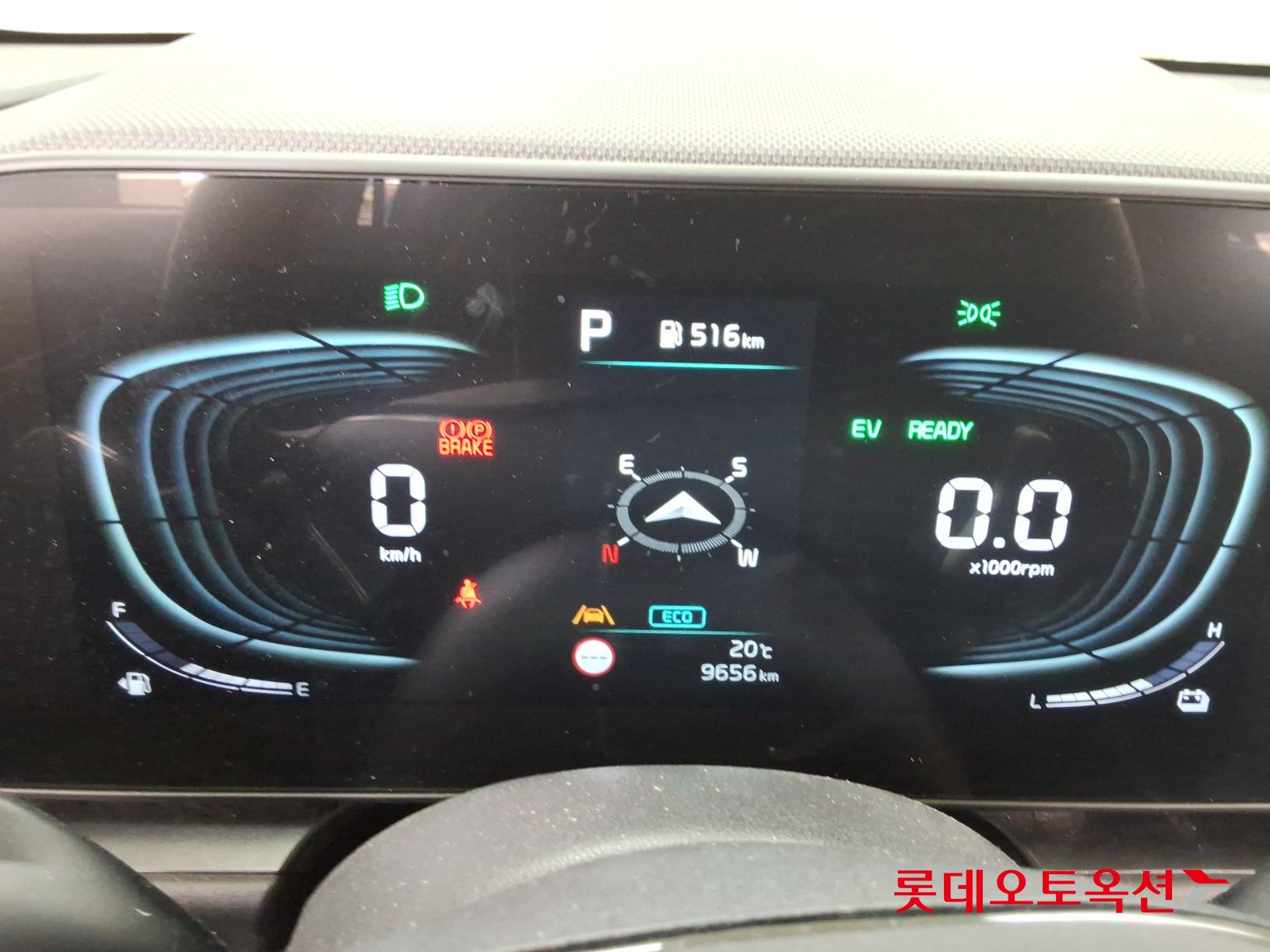 كيا نيرو 2022 - صورة 31