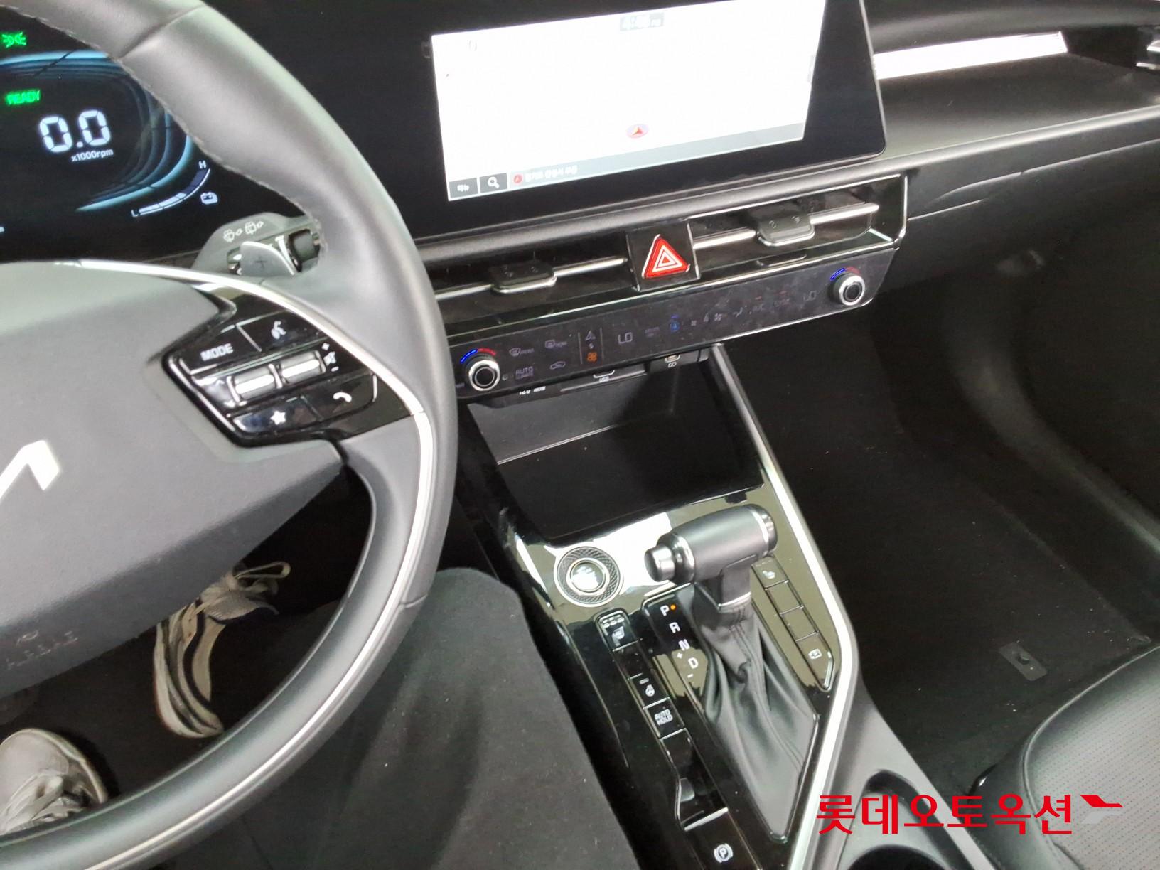 كيا نيرو 2022 - صورة 34