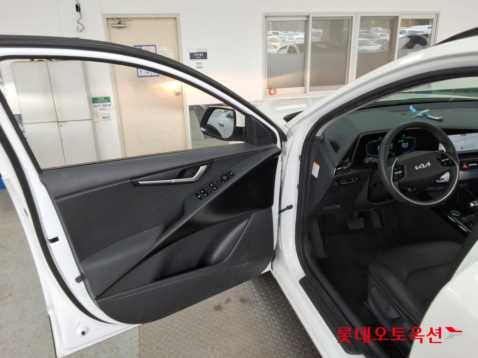 كيا نيرو 2022 - صورة 36