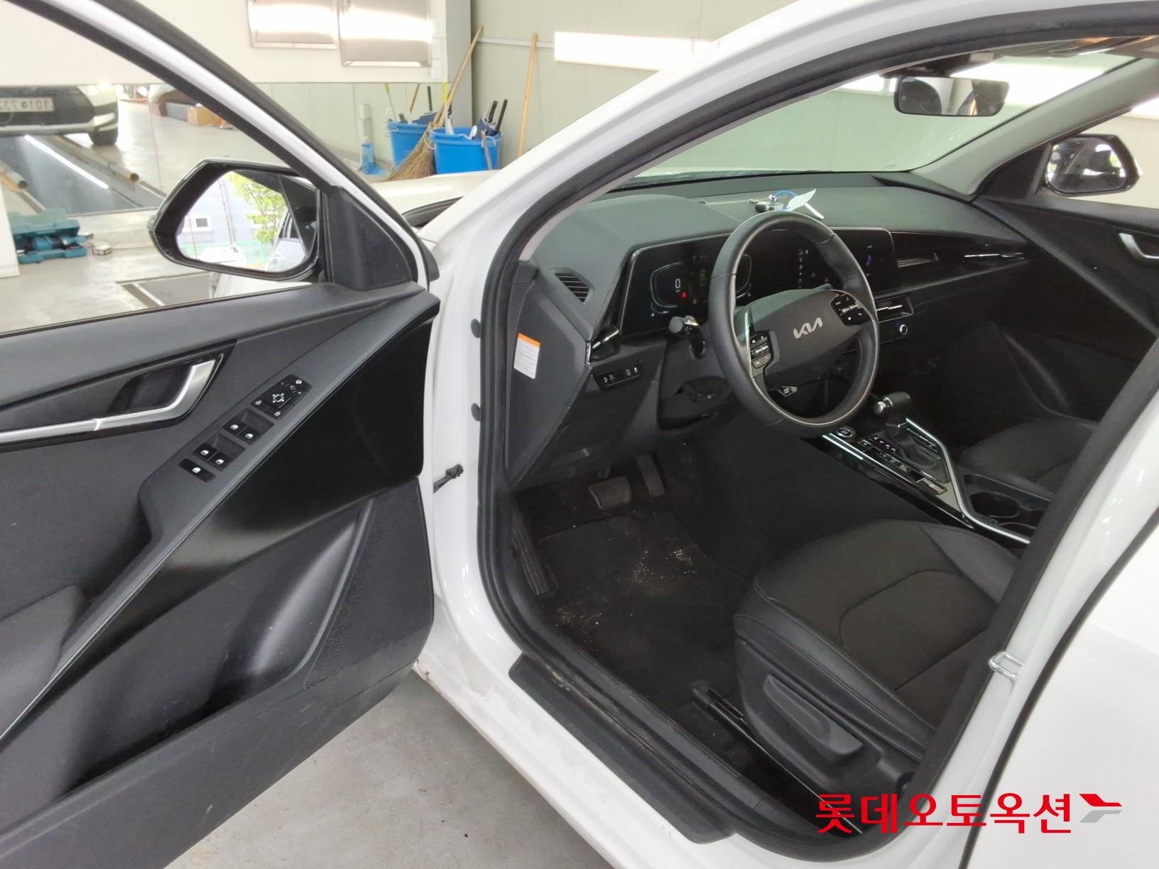 Kia Niro 2022 - Image 35