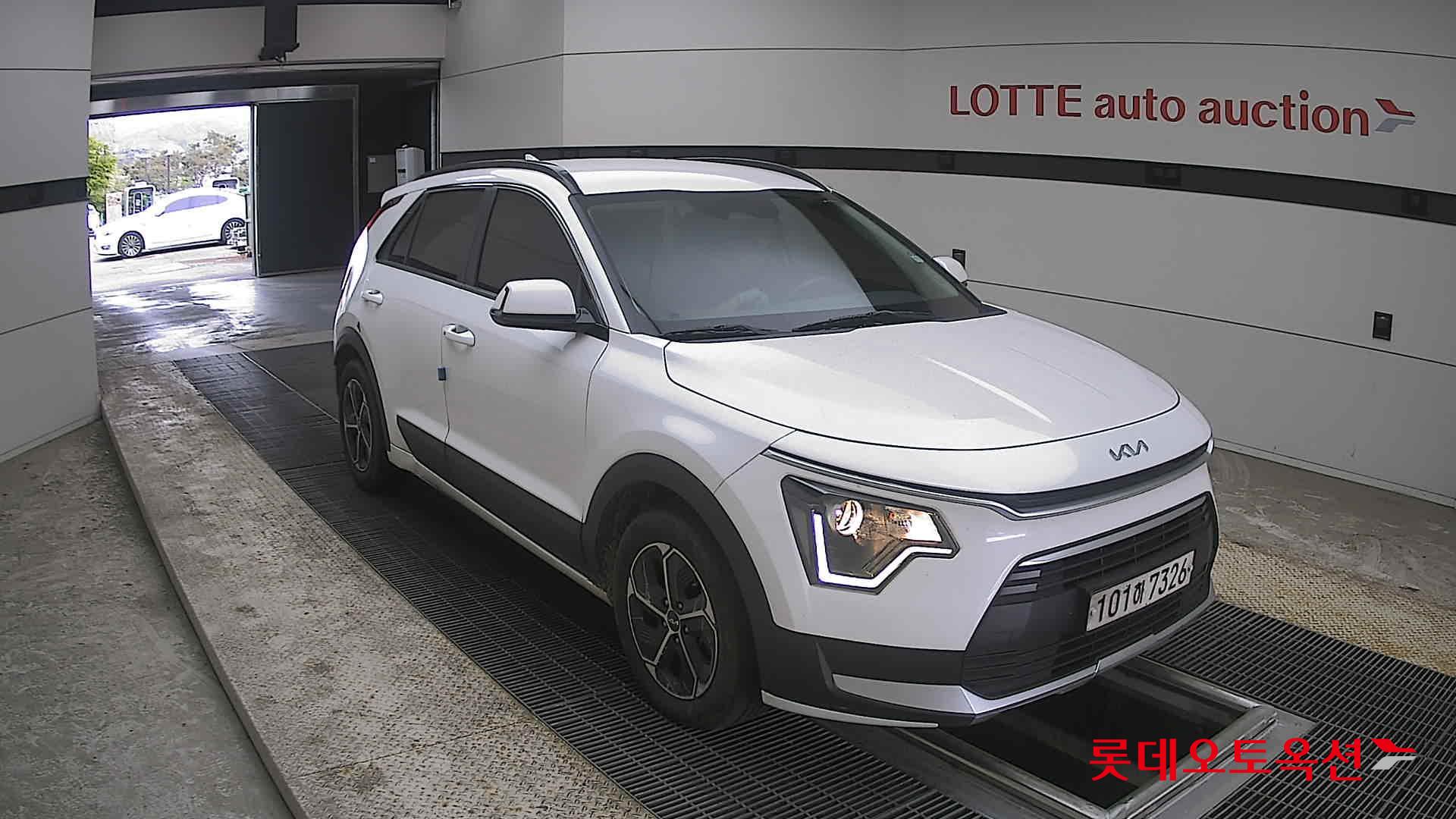 كيا نيرو 2022 - صورة 6