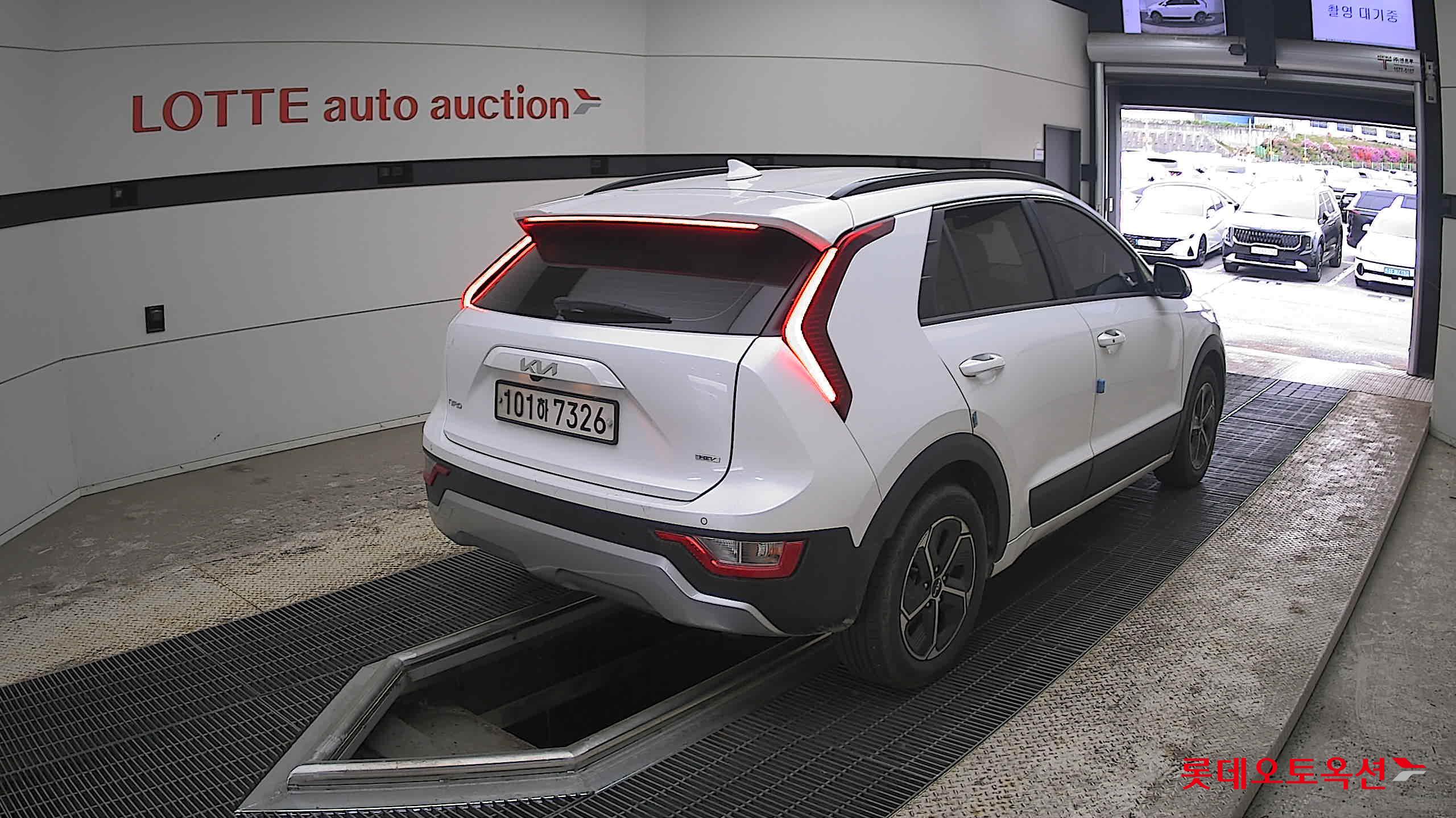 كيا نيرو 2022 - صورة 5