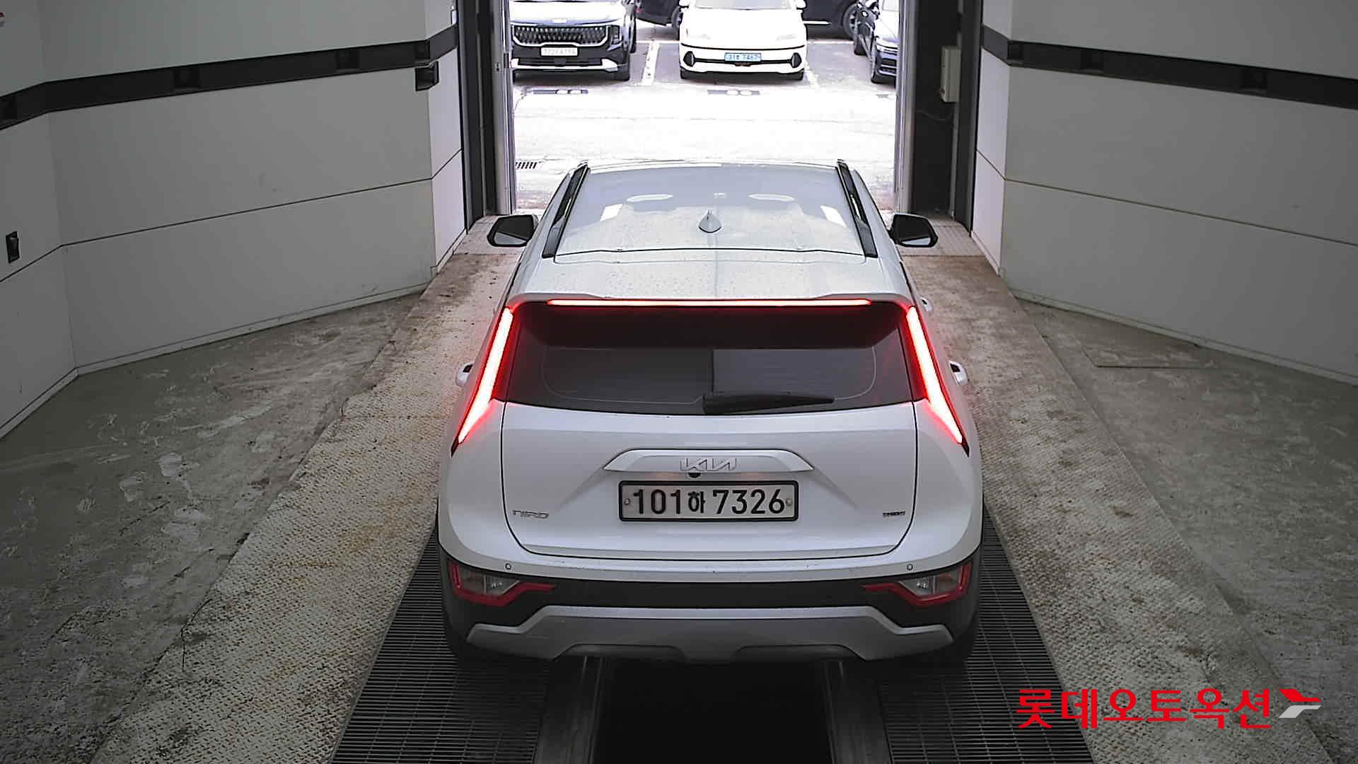 كيا نيرو 2022 - صورة 17