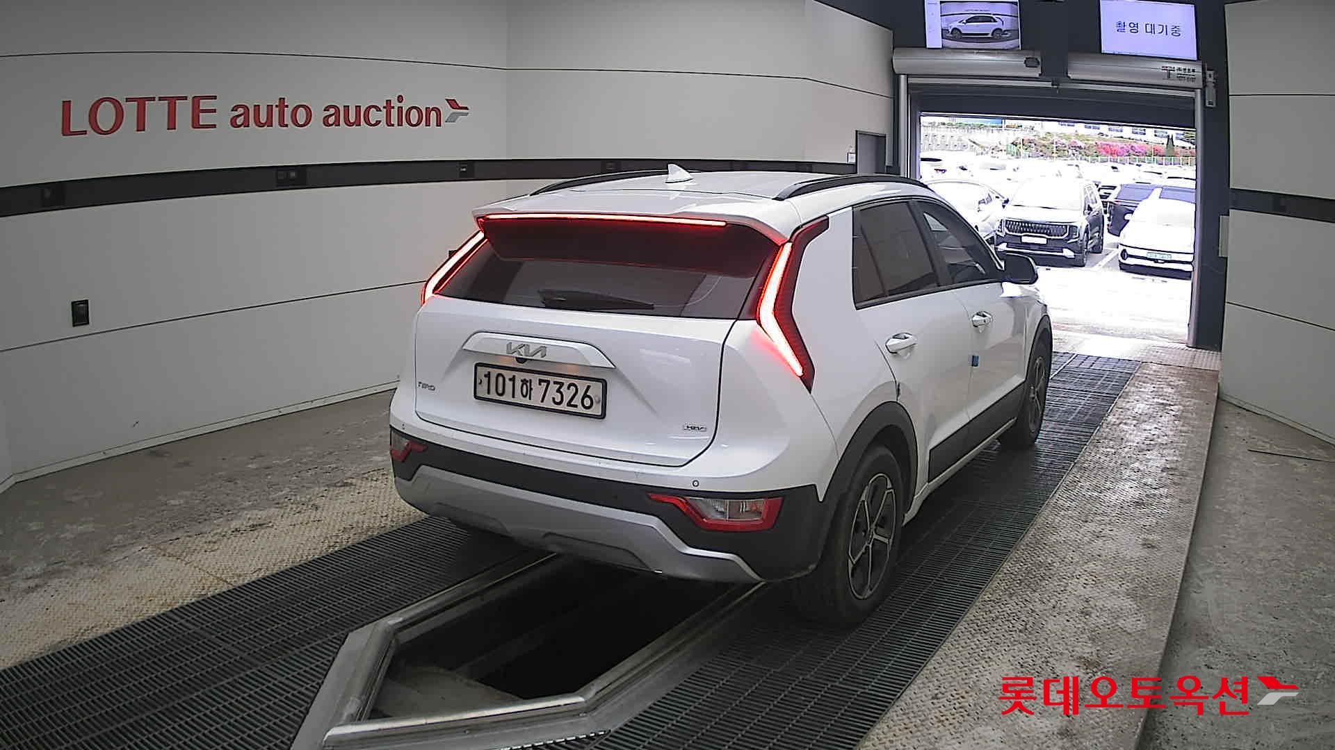 كيا نيرو 2022 - صورة 18