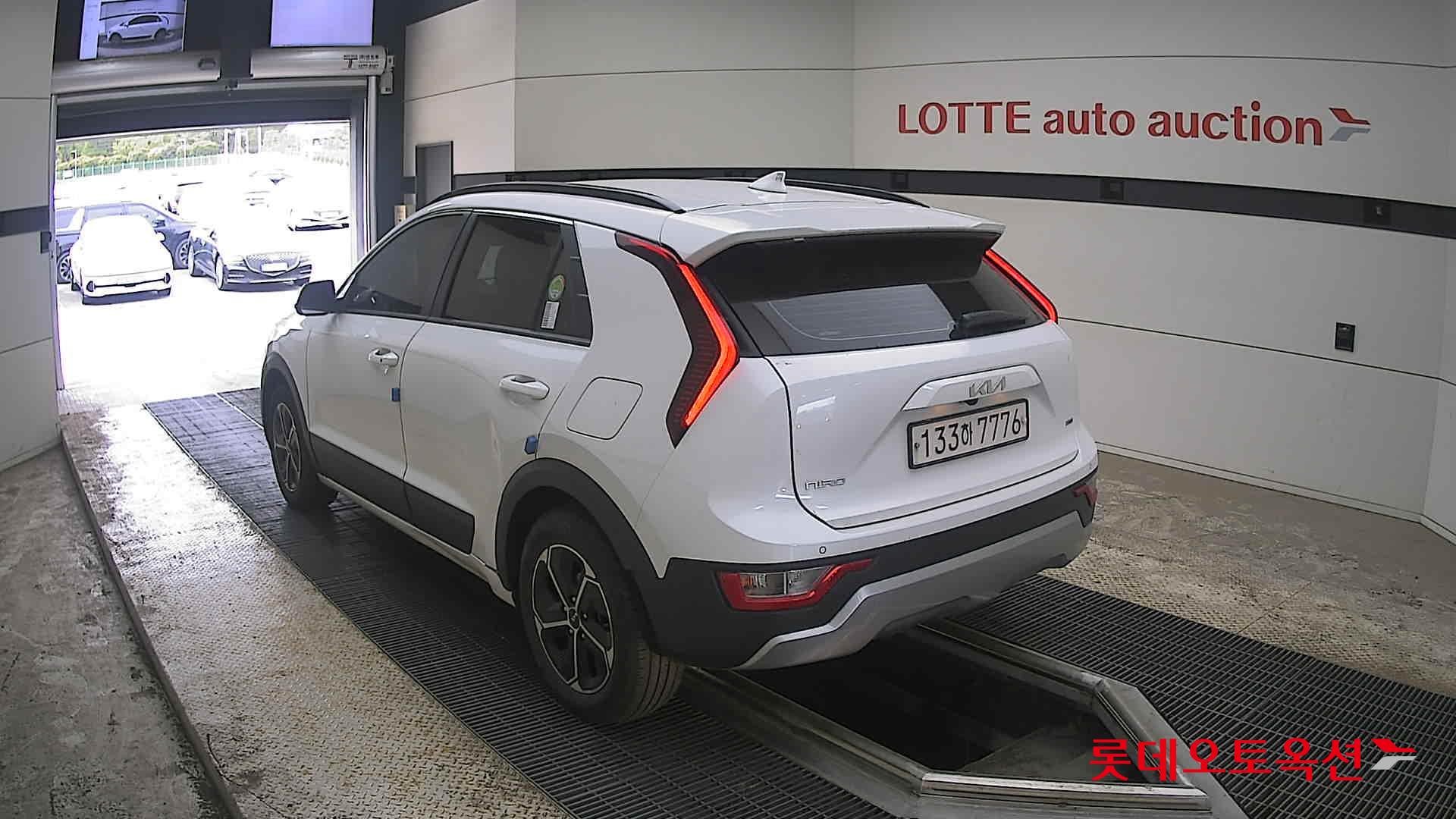 كيا نيرو 2022 - صورة 4