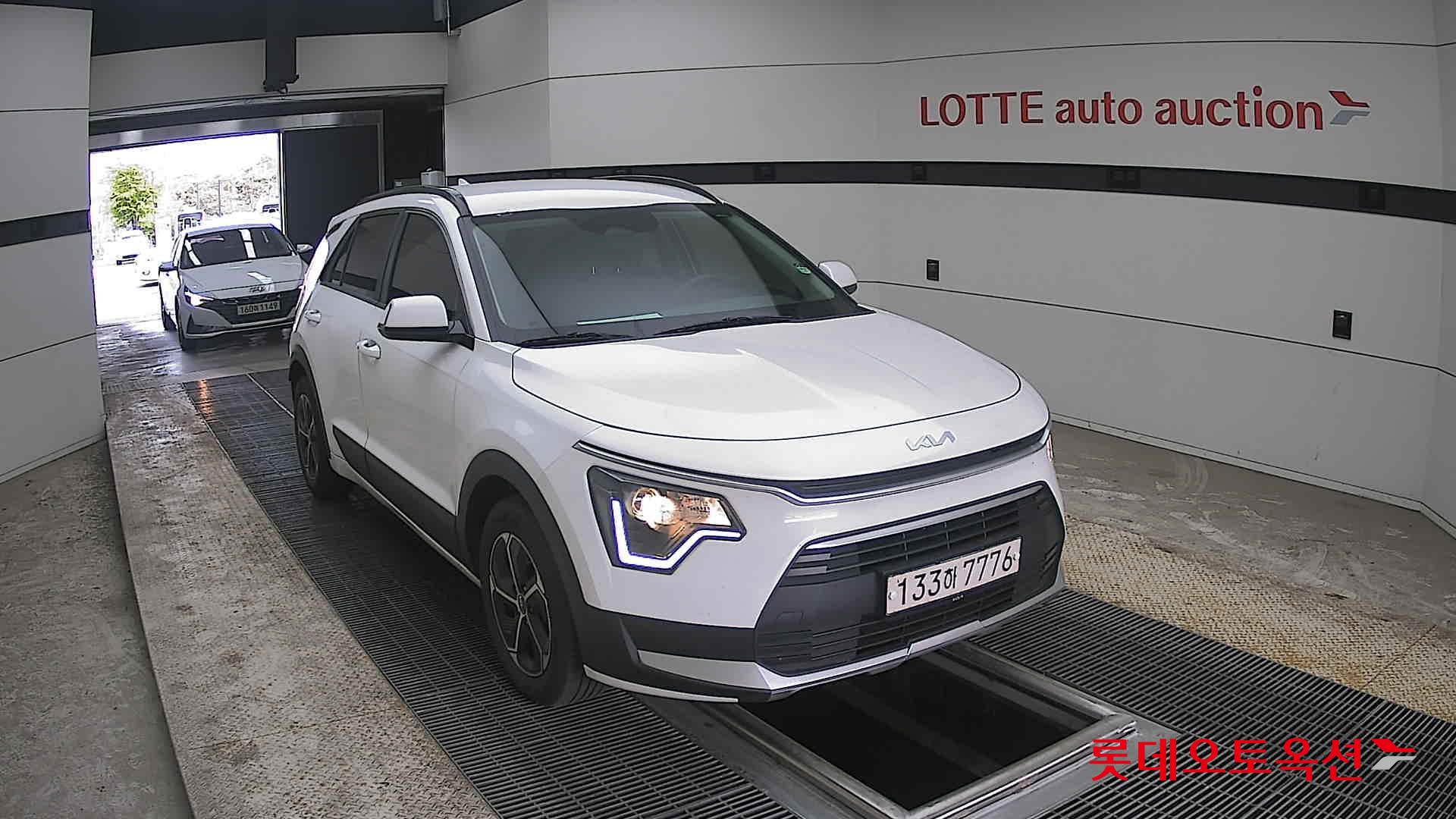 كيا نيرو 2022 - صورة 24