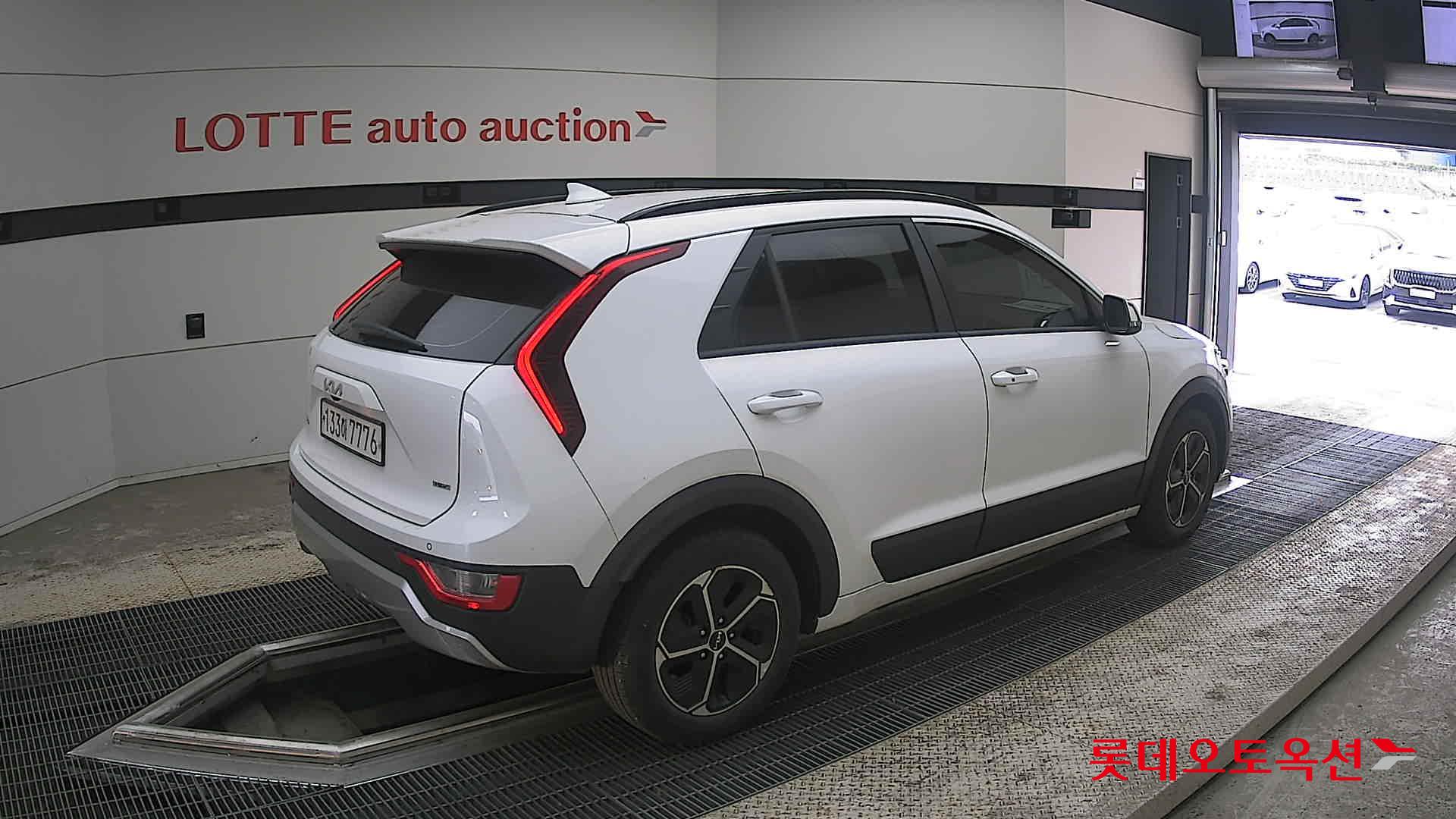 كيا نيرو 2022 - صورة 19