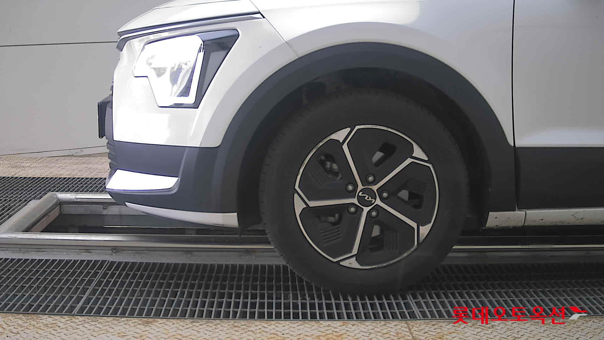 كيا نيرو 2022 - صورة 25