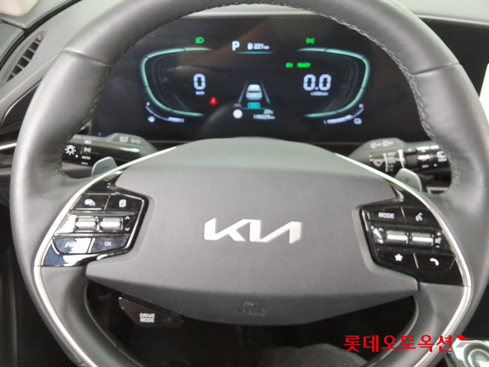 كيا نيرو 2022 - صورة 30