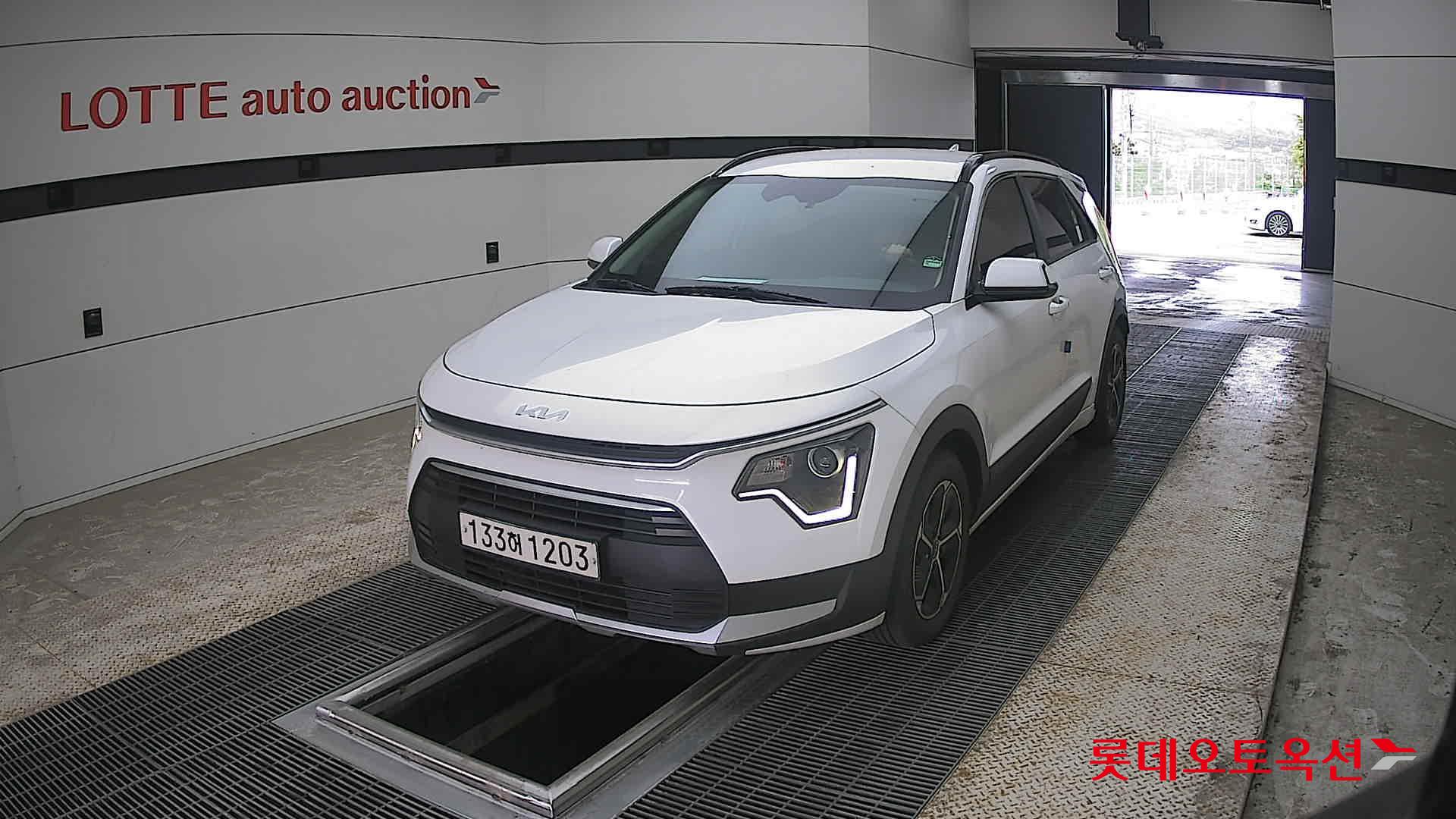 كيا نيرو 2022 - صورة 10