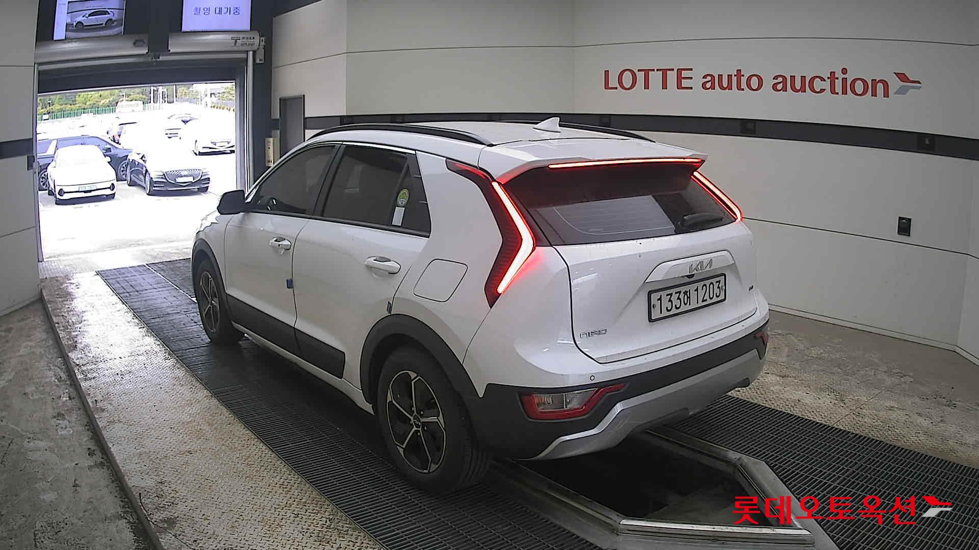 كيا نيرو 2022 - صورة 4