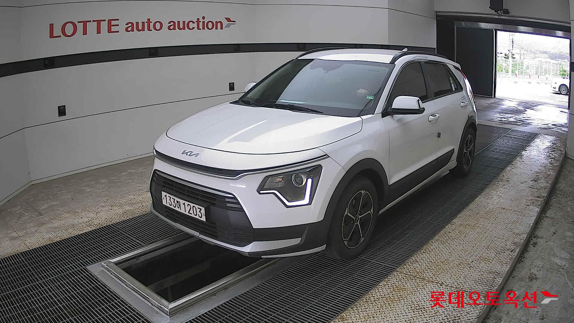 كيا نيرو 2022 - صورة 3