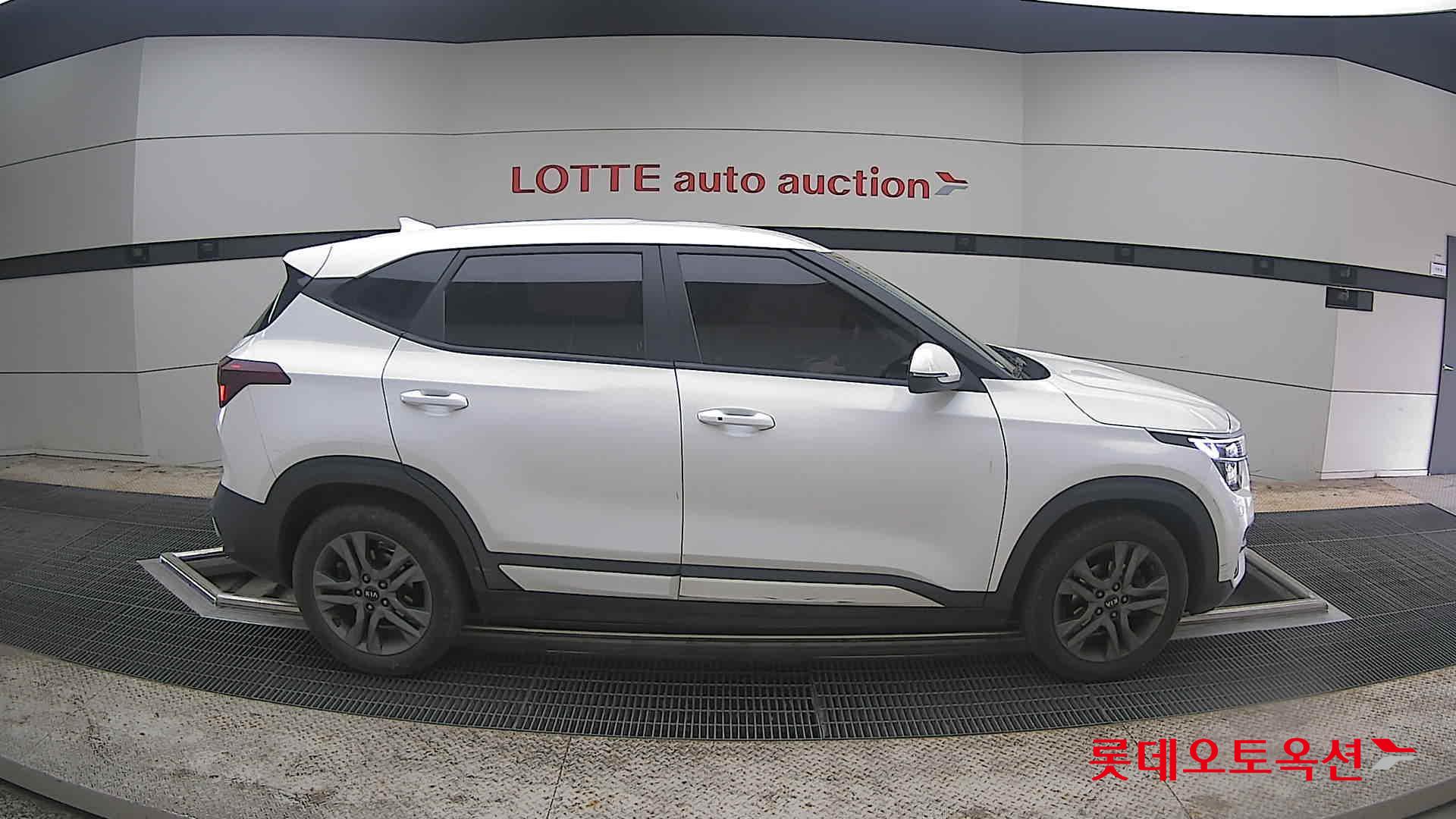 كيا سيلتوس 2021 - صورة 21