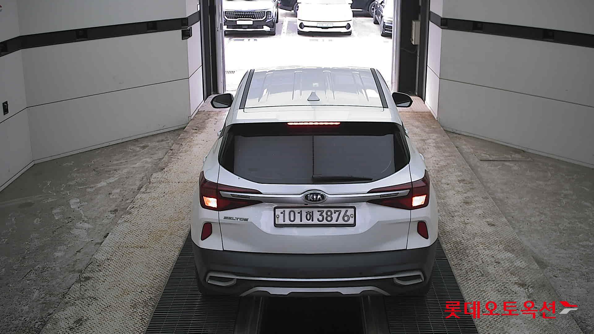 كيا سيلتوس 2021 - صورة 17