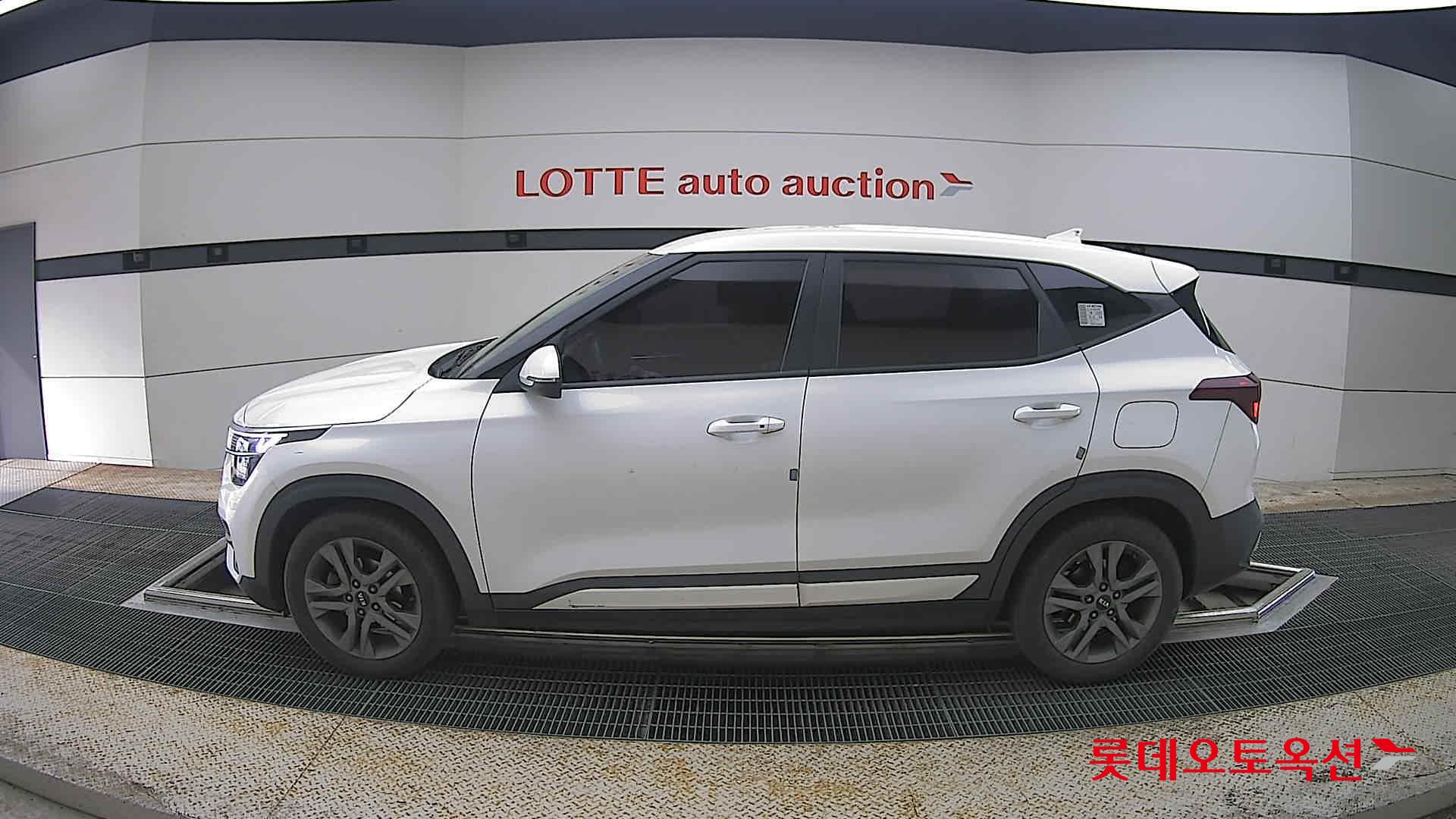 كيا سيلتوس 2021 - صورة 13