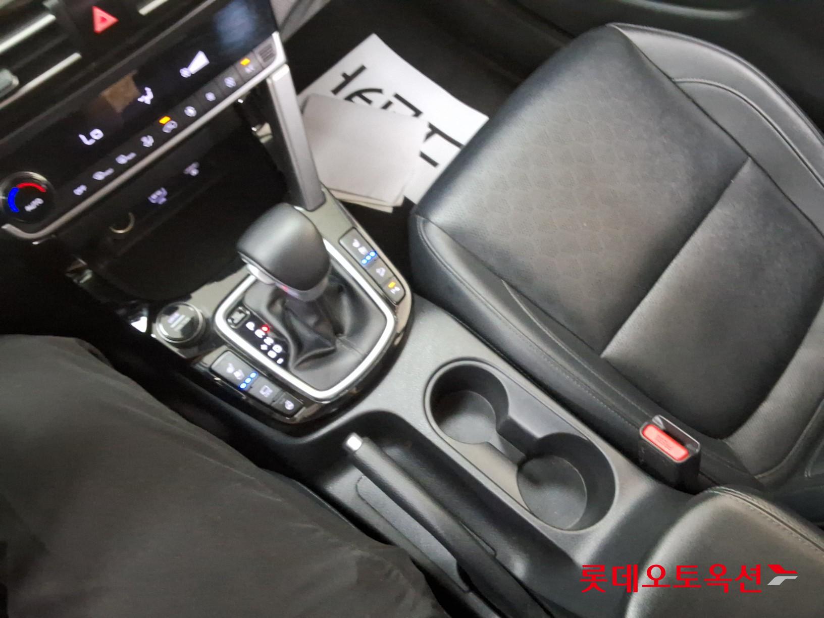 كيا سيلتوس 2021 - صورة 34