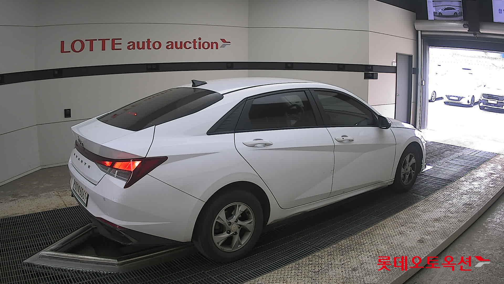 현대자동차 아반떼 2021 - 이미지 19