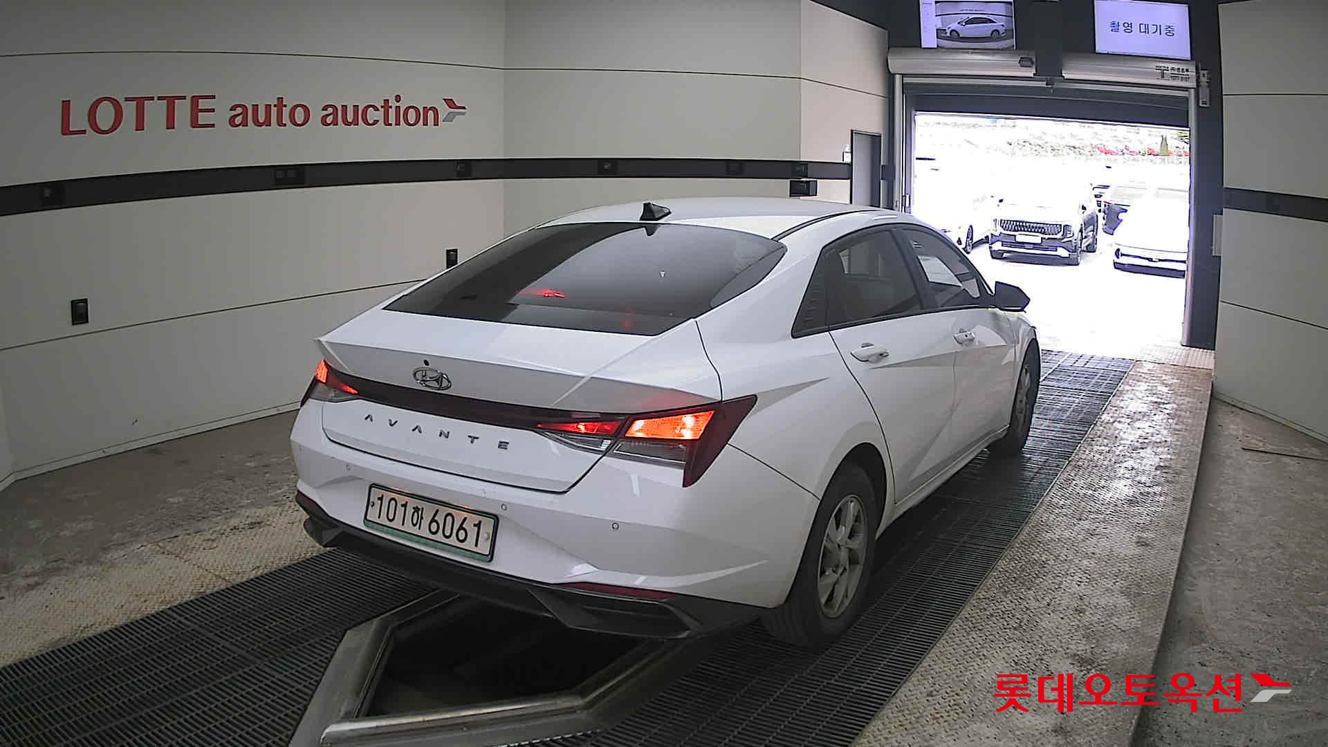 현대자동차 아반떼 2021 - 이미지 18