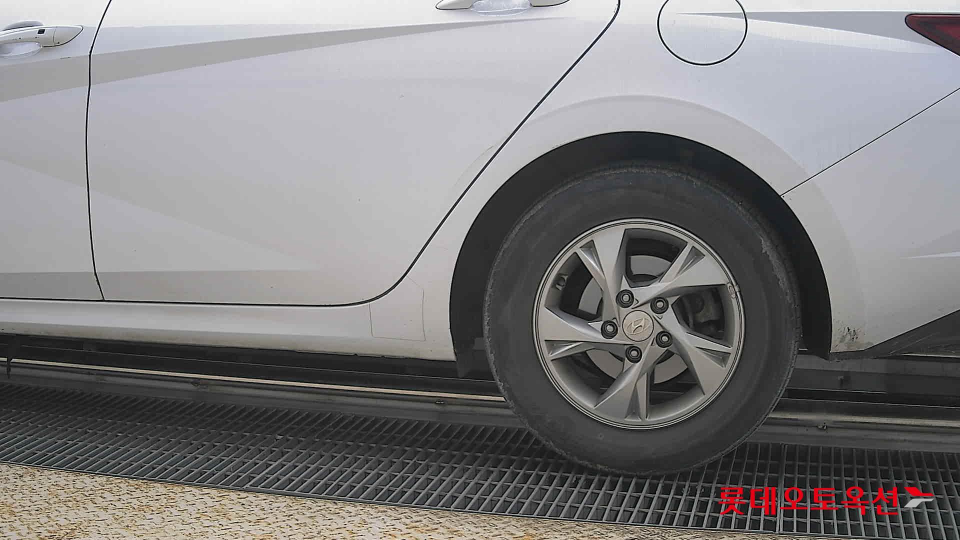 현대자동차 아반떼 2021 - 이미지 26