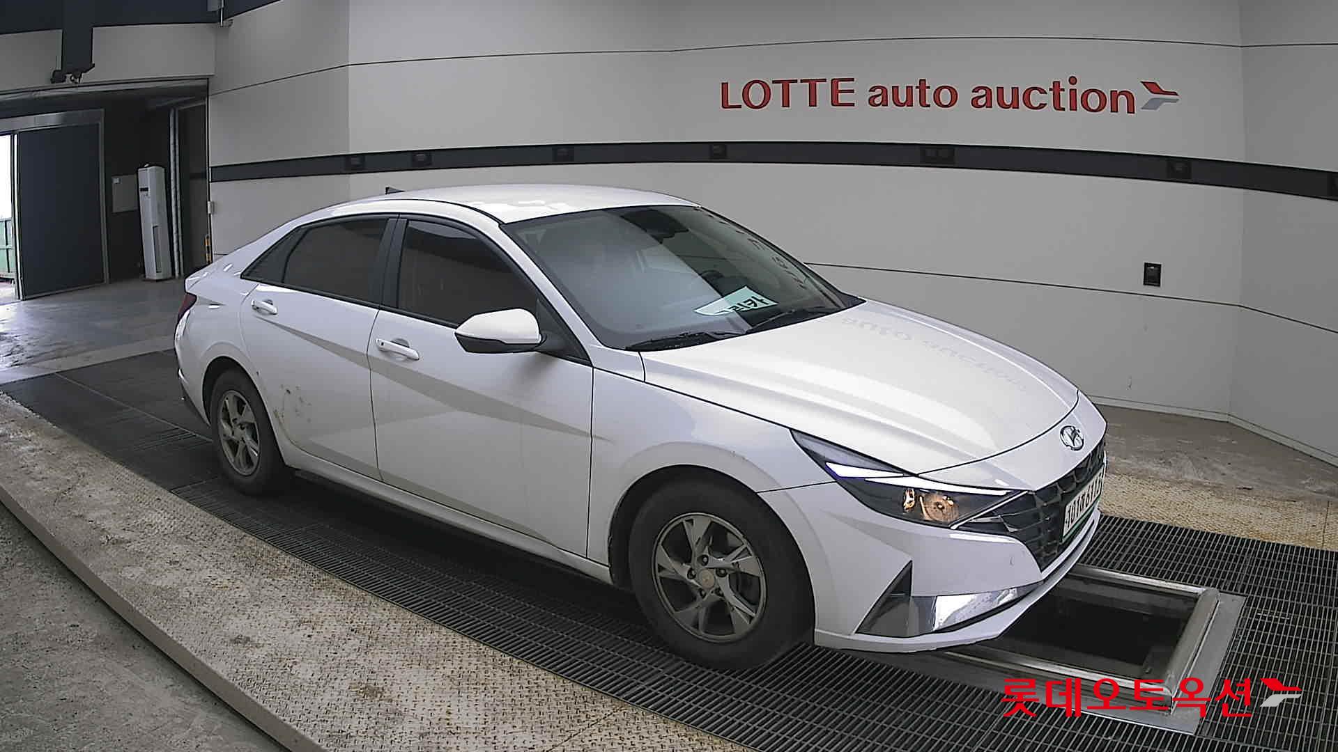 Hyundai Elantra 2021 - Image 23