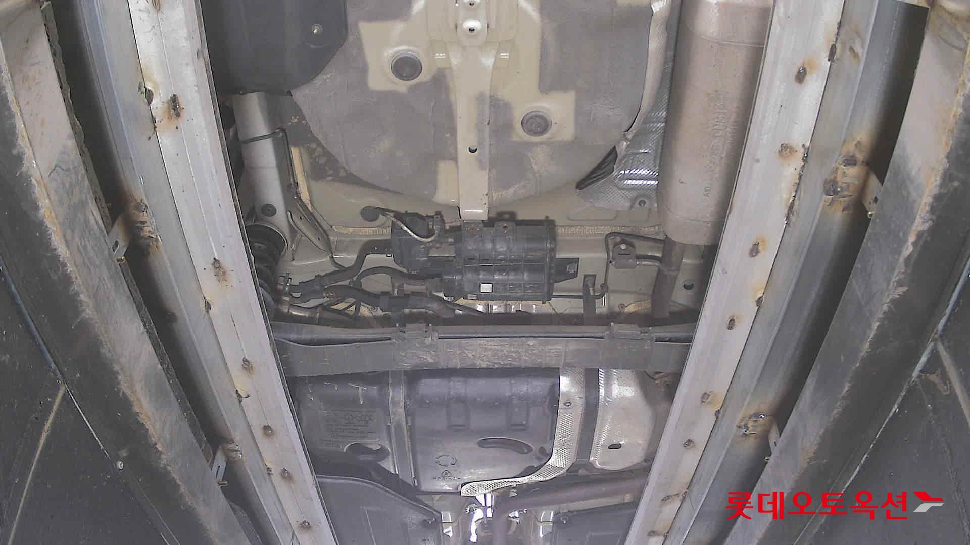 Hyundai Elantra 2021 - Image 2