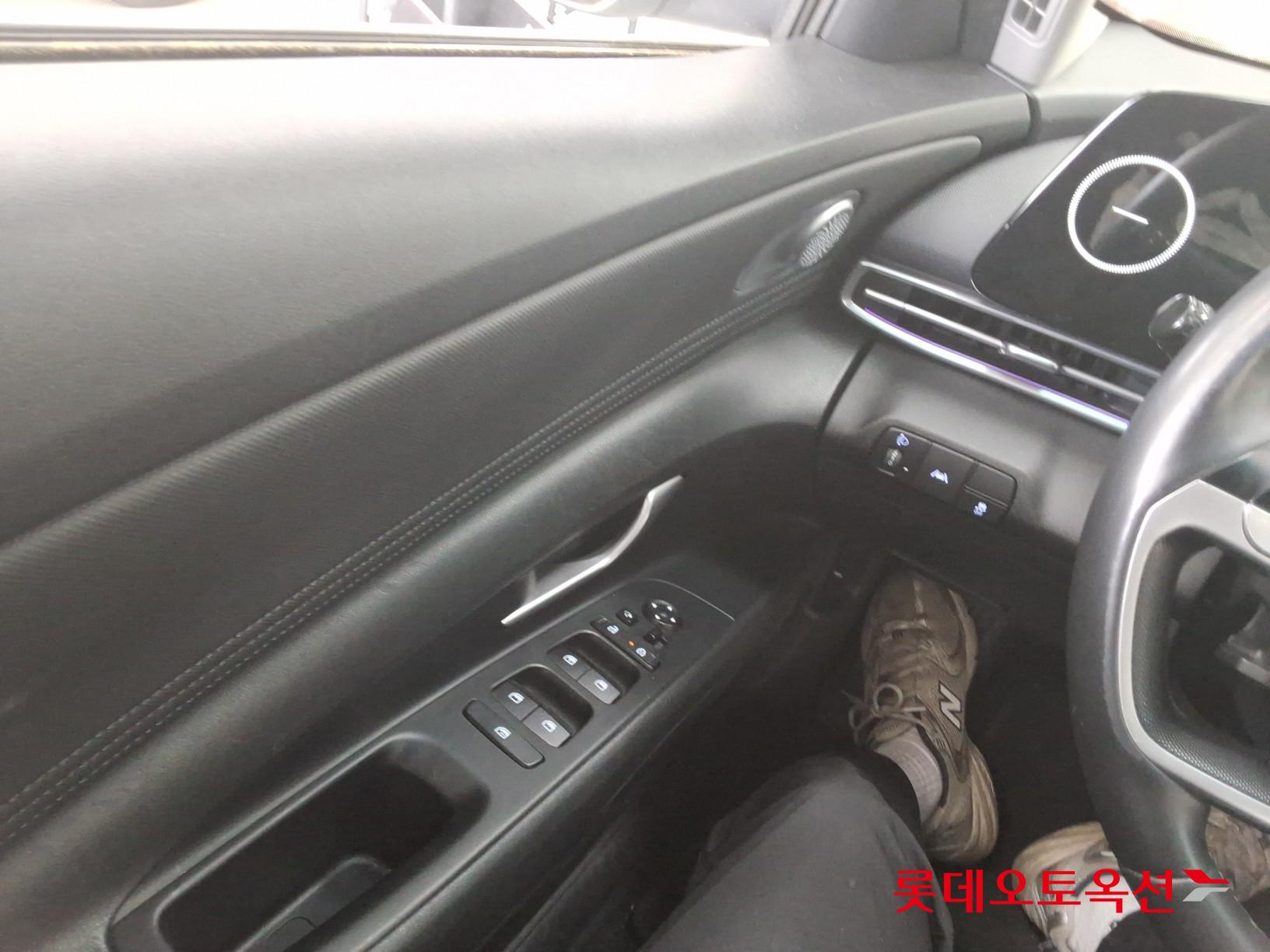 Hyundai Elantra 2021 - Image 29