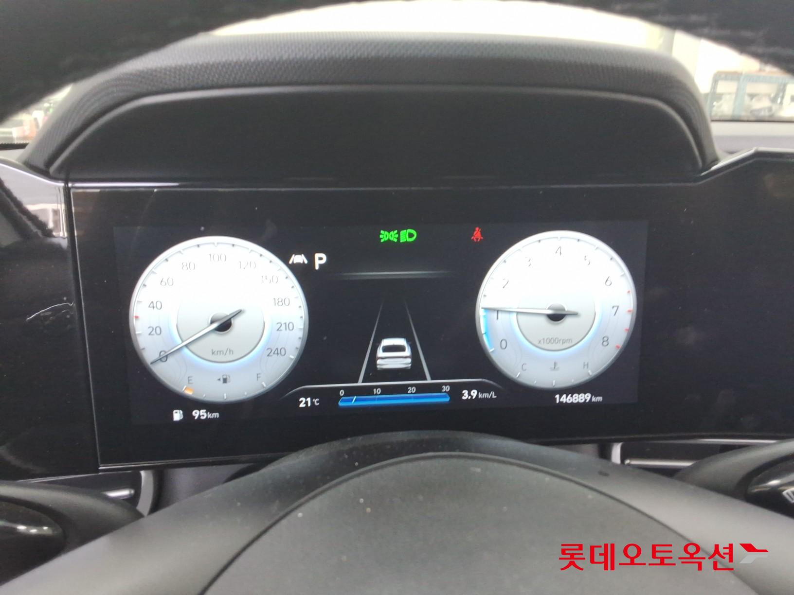 Hyundai Elantra 2021 - Image 31