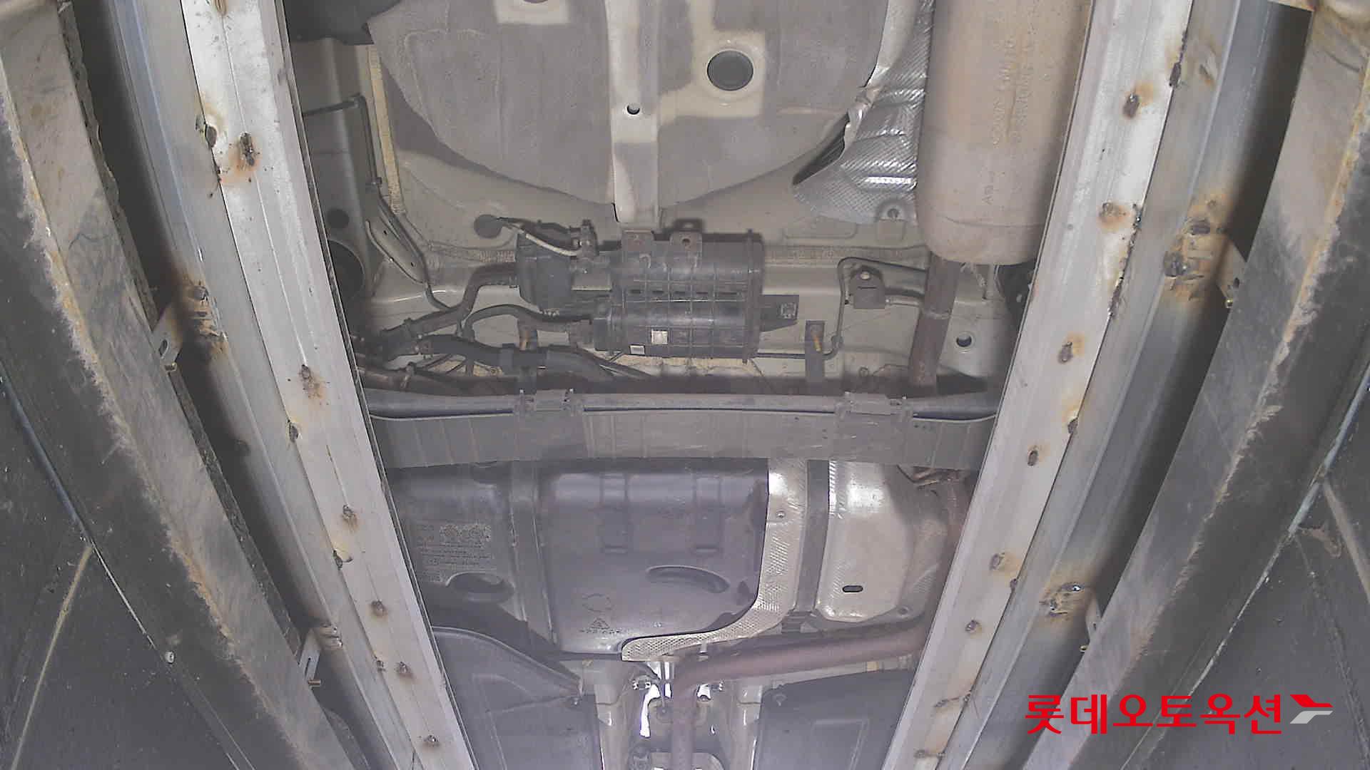 Hyundai Elantra 2021 - Image 2