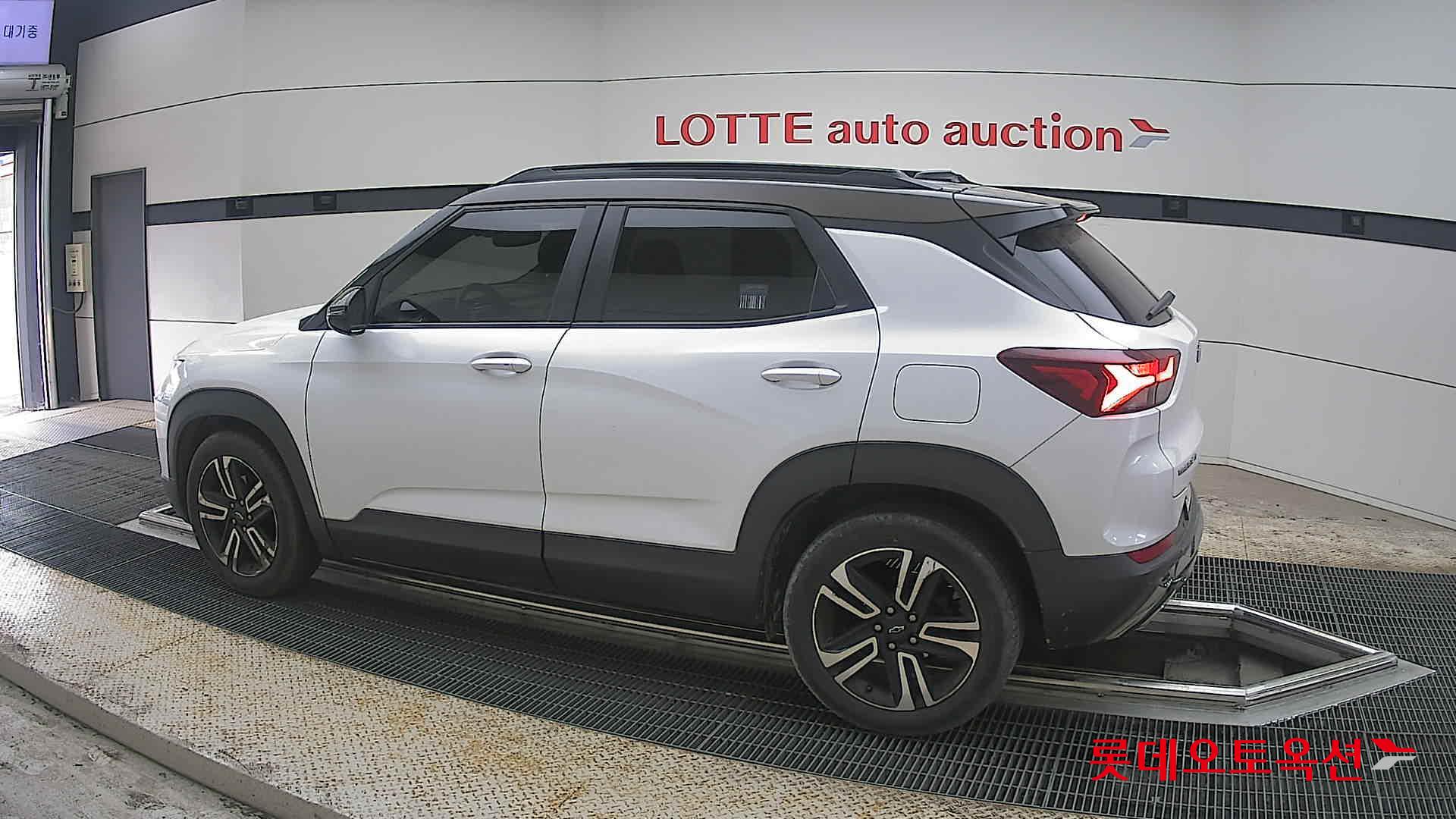 جنرال موتورز كوريا تريل بليزر 2022 - صورة 14