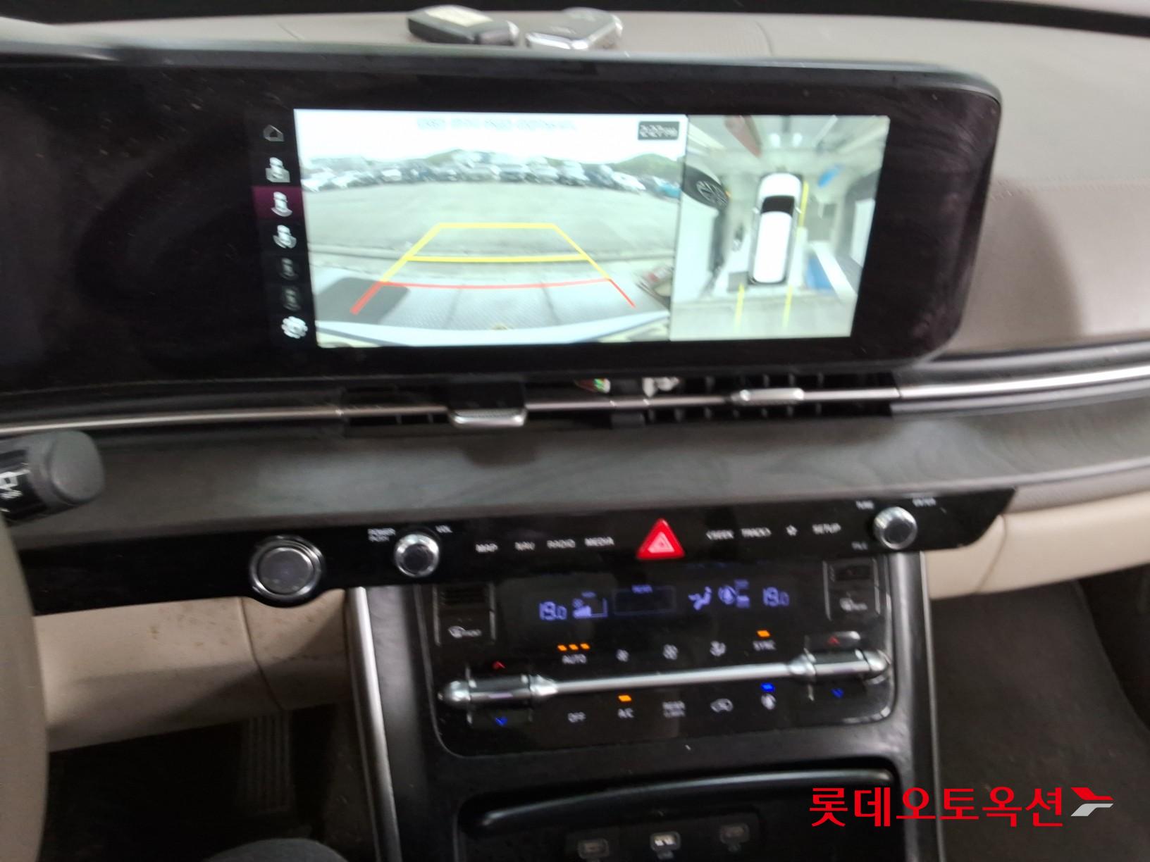 2021 - kia carnival