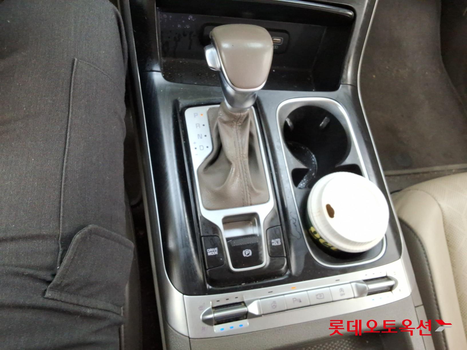 2021 - kia carnival