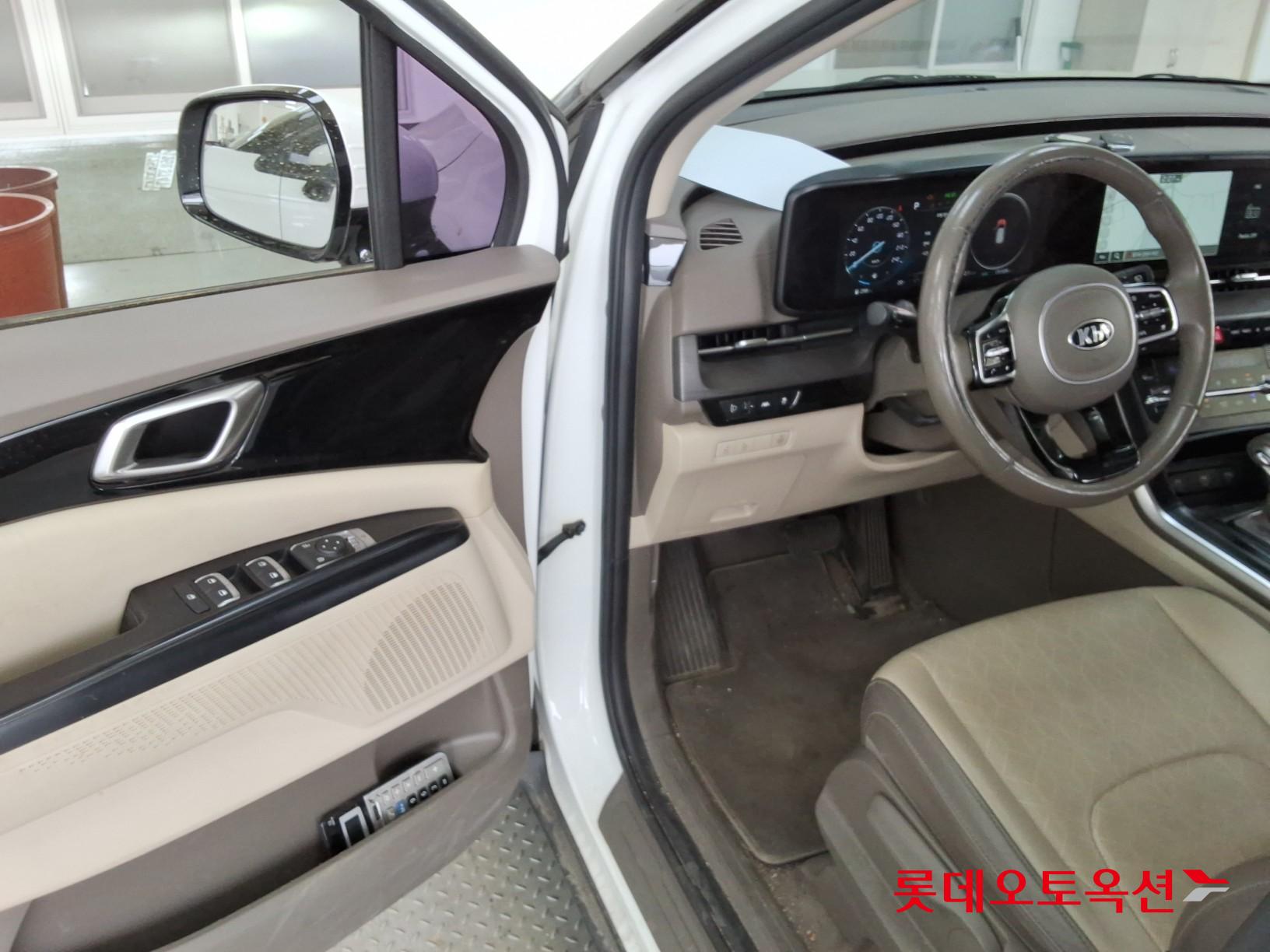 2021 - kia carnival