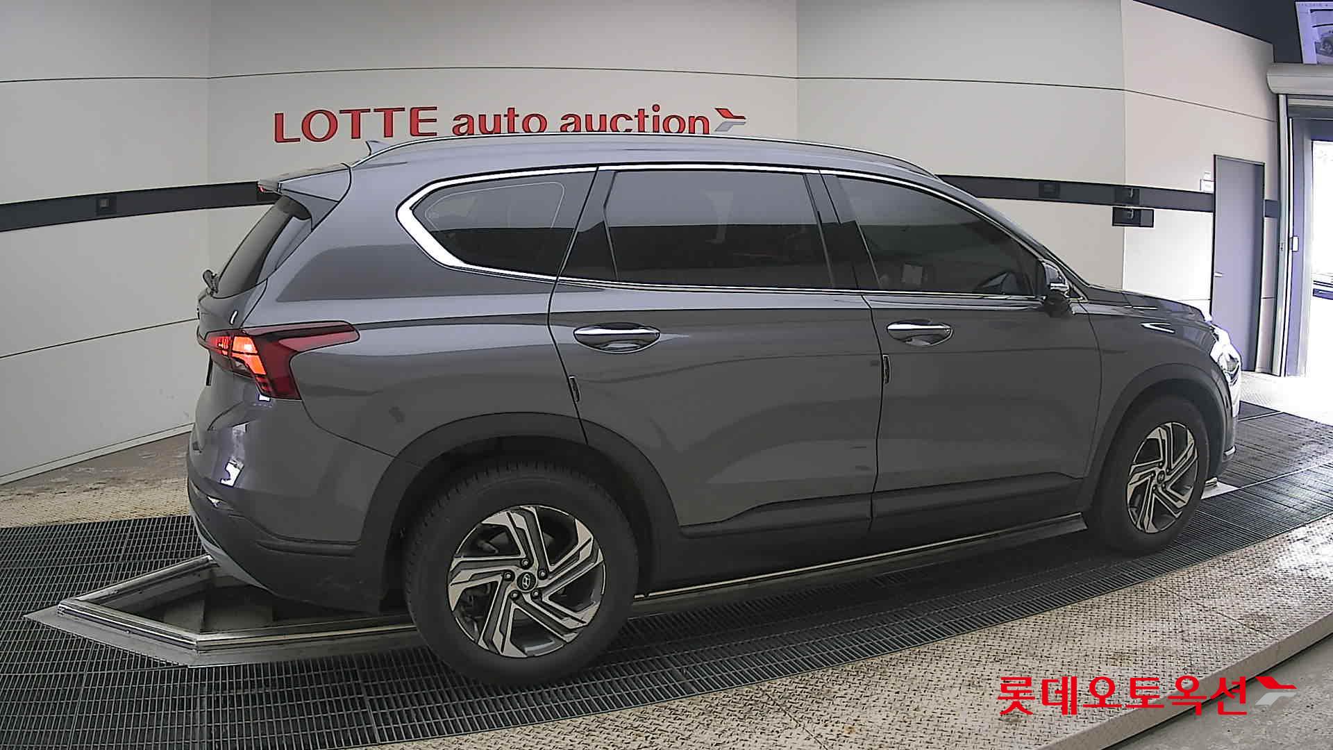 현대자동차 SANTAFE - 20