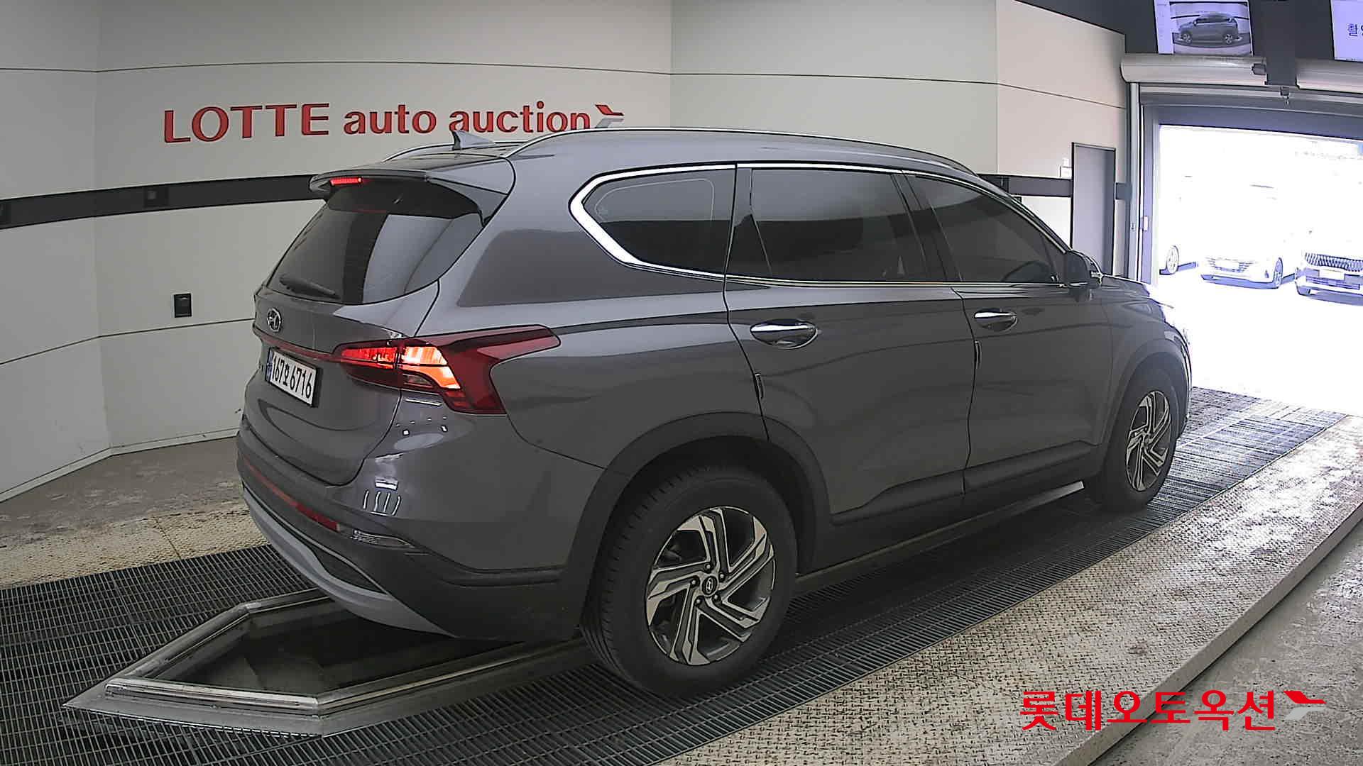 현대자동차 SANTAFE - 19