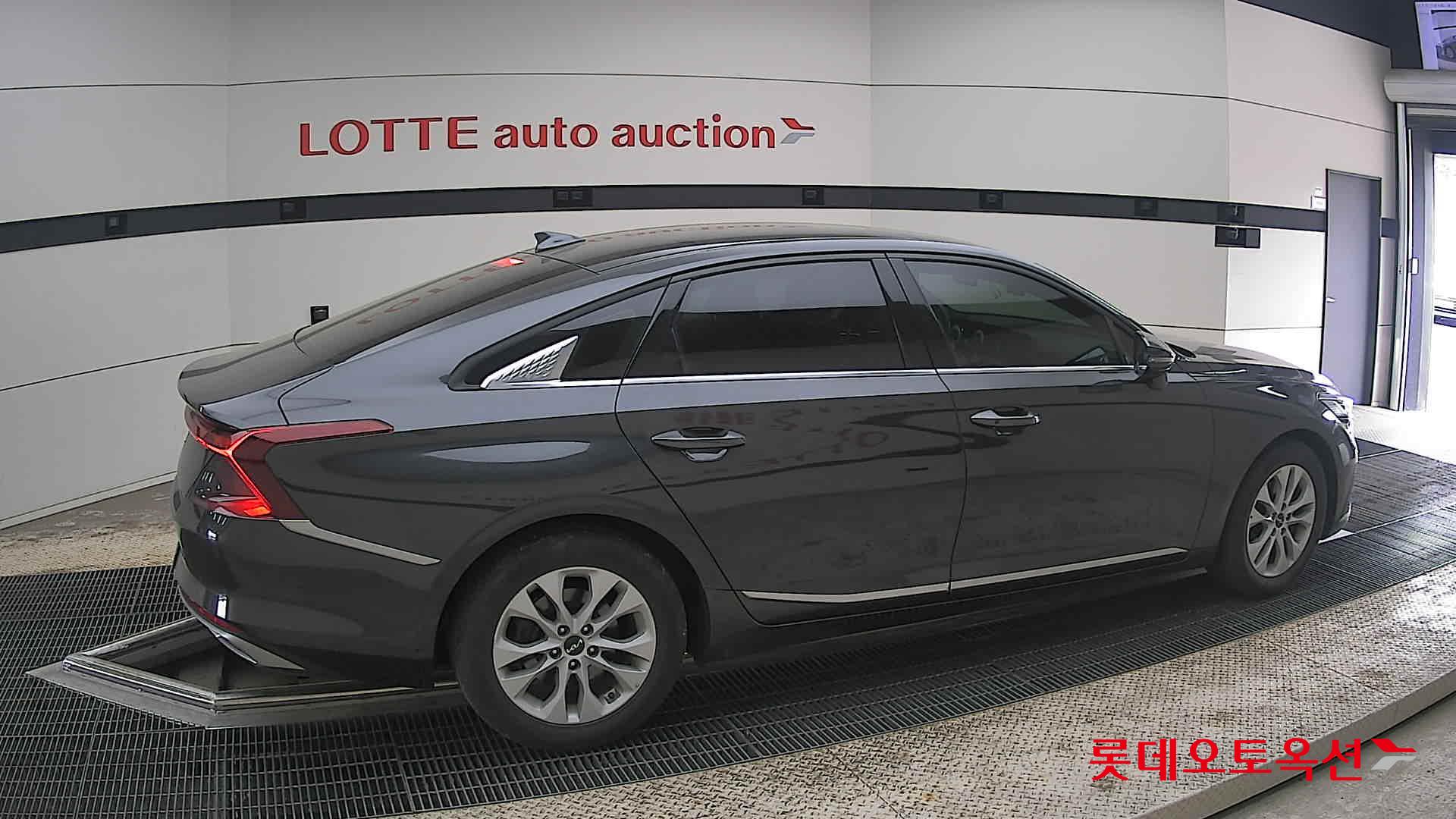 Kia K8 - 20