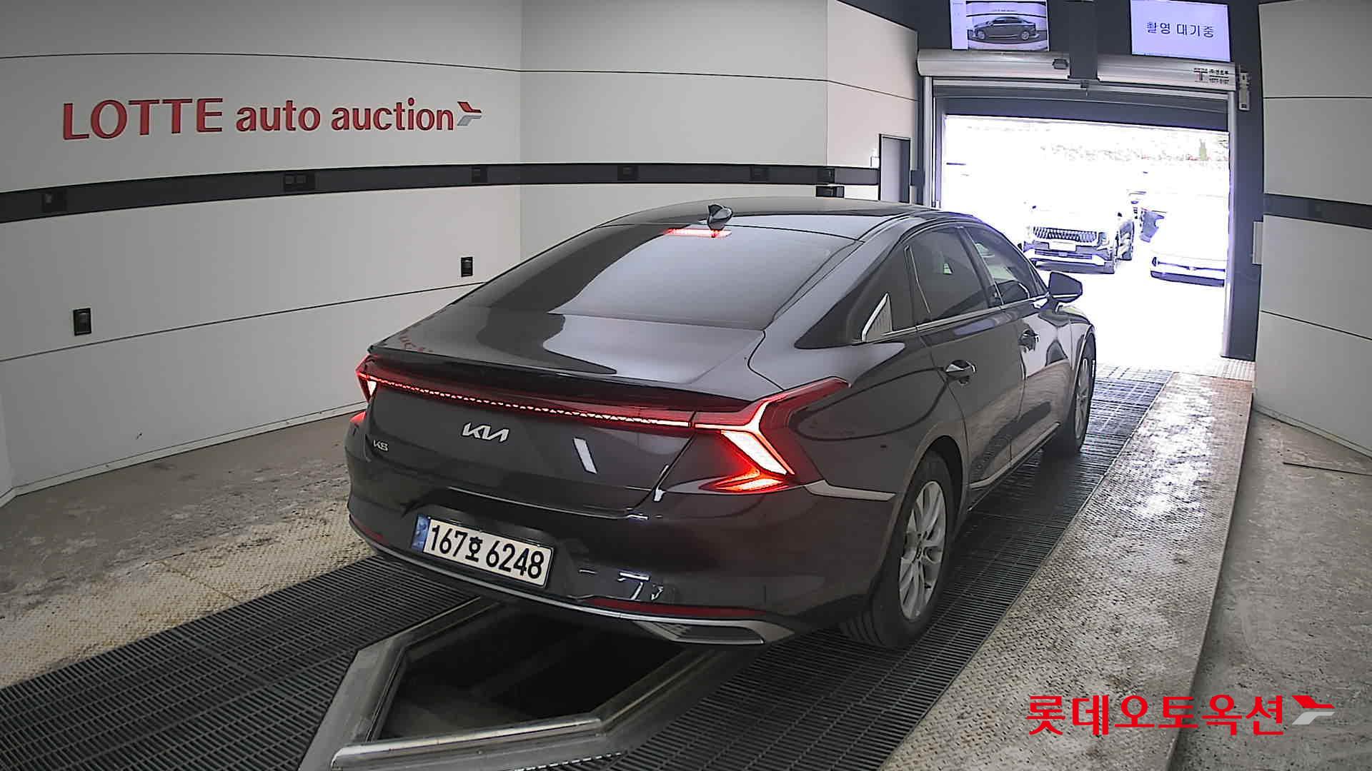 Kia K8 - 18
