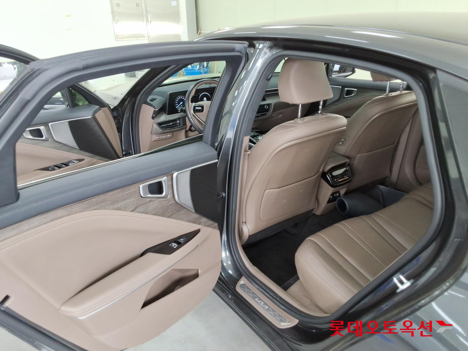 Kia K8 - 37