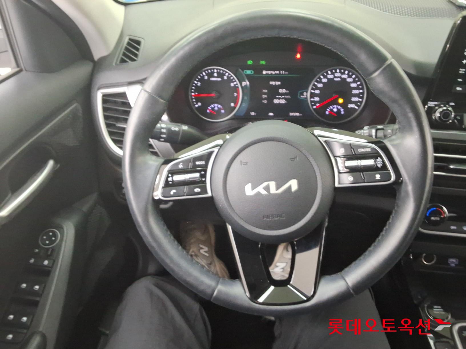 Kia Seltos 2023 - Image 30