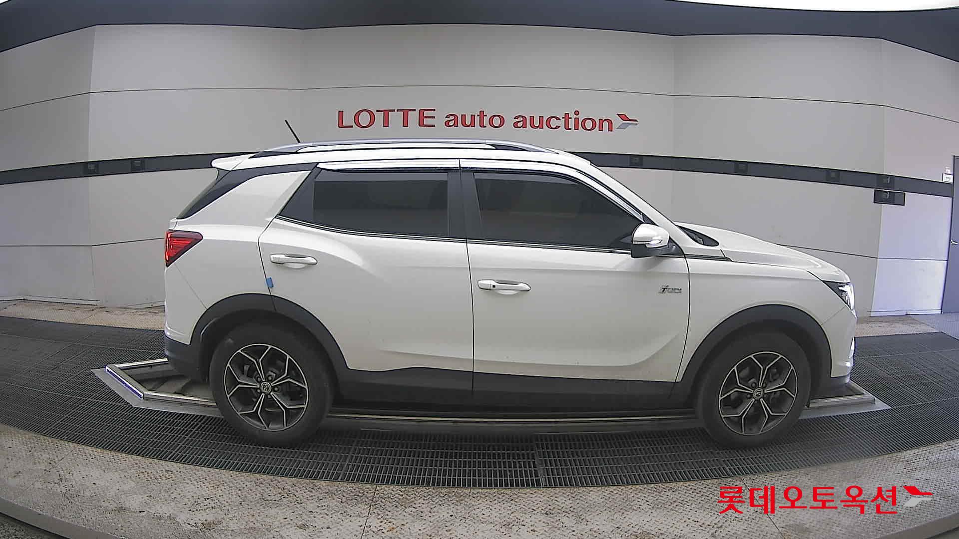 سانج يونج كوراندو 2021 - صورة 21