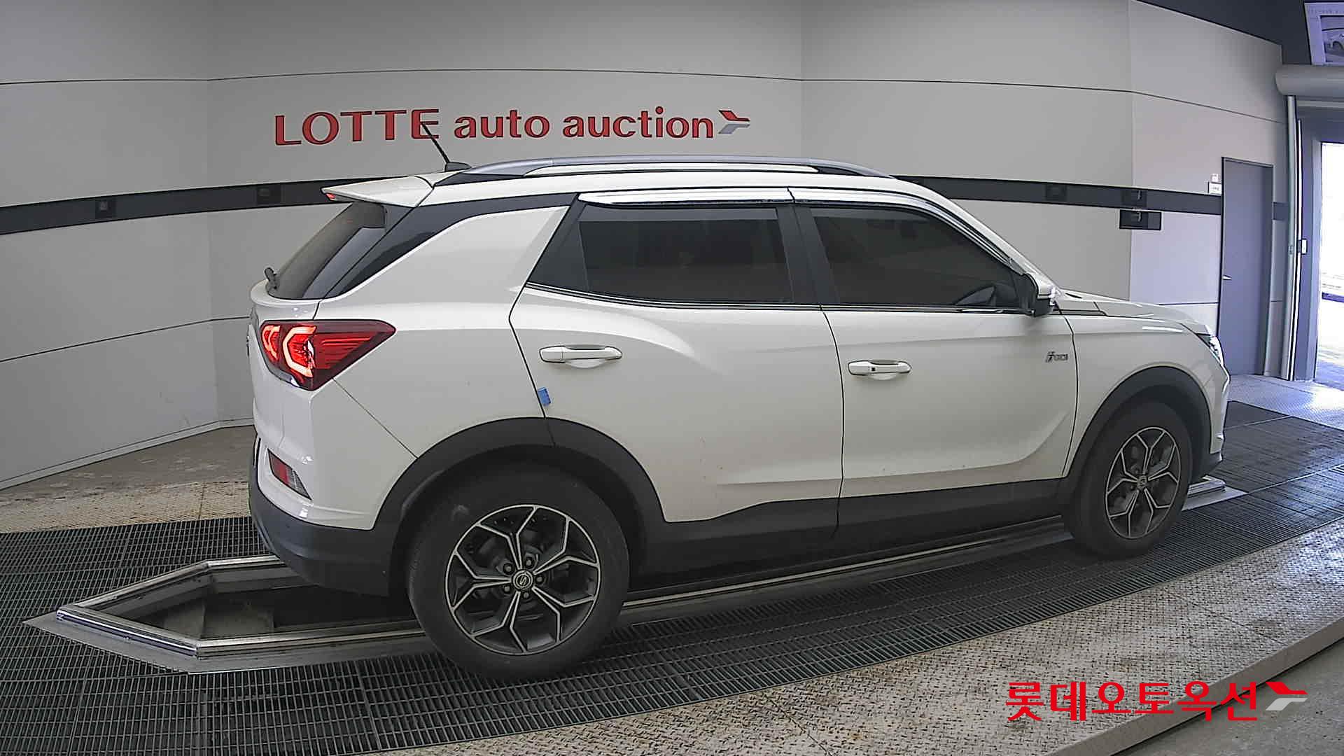 سانج يونج كوراندو 2021 - صورة 20