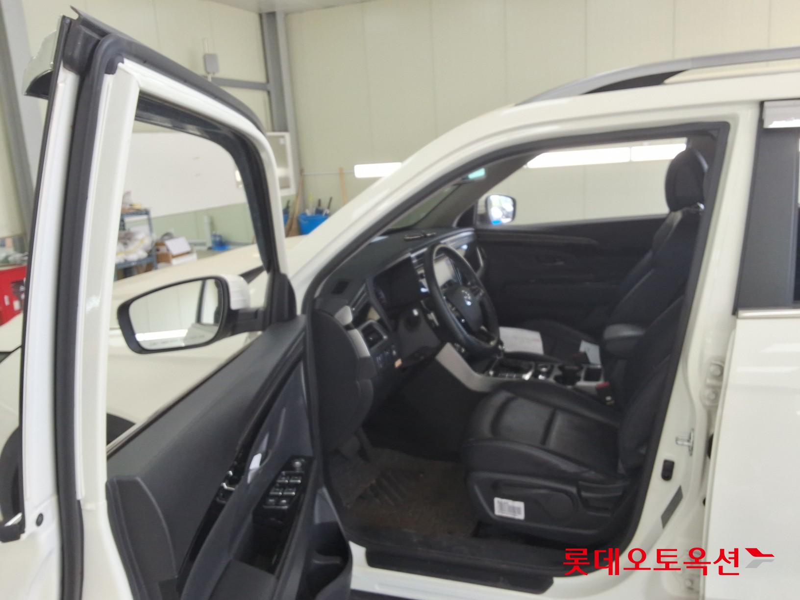 سانج يونج كوراندو 2021 - صورة 37