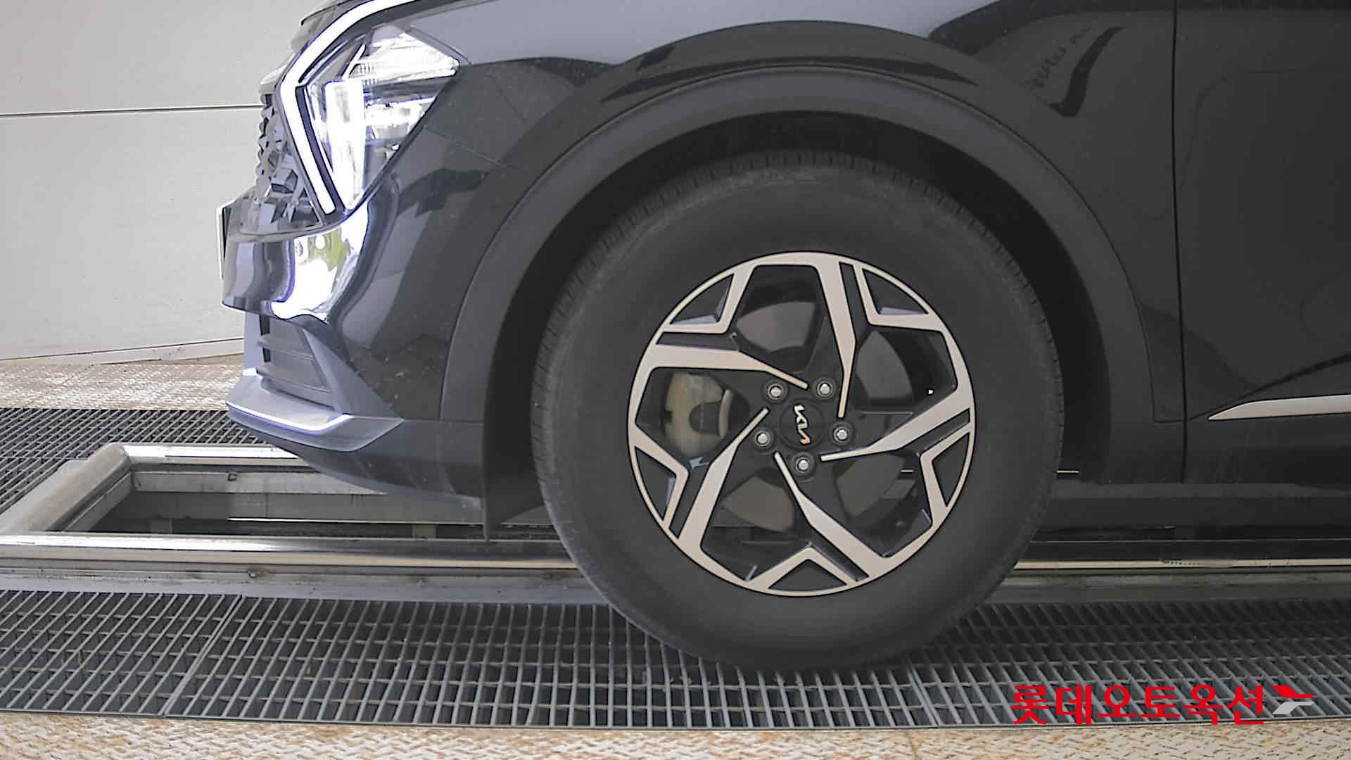 Kia Sportage - 25