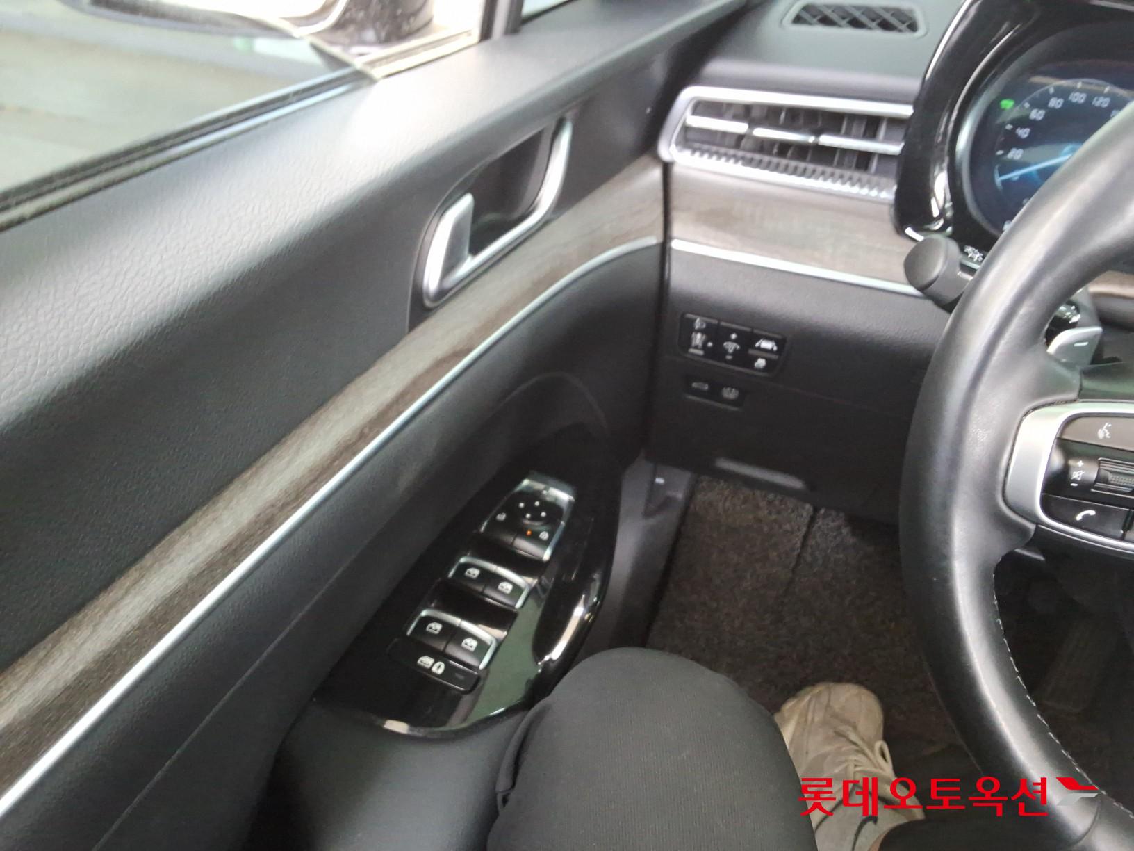 Kia K5 - 29