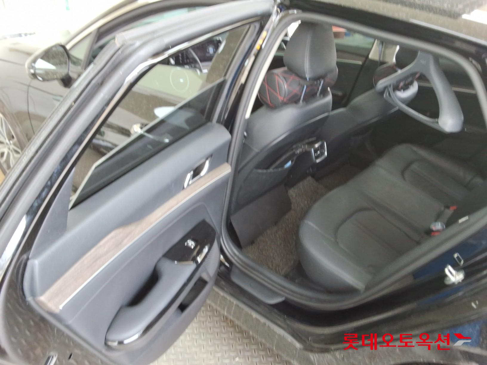 Kia K5 - 38